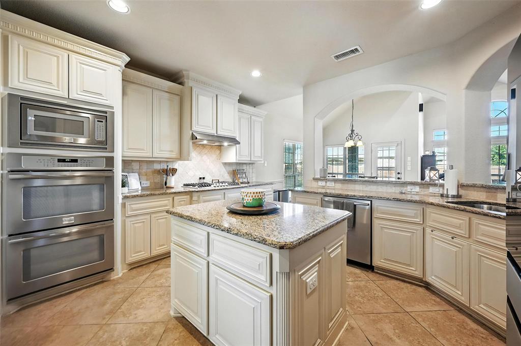 Fort Worth, Texas, 76179, United States, 6 Bedrooms Bedrooms, ,4 BathroomsBathrooms,Residential,For Sale,1906801