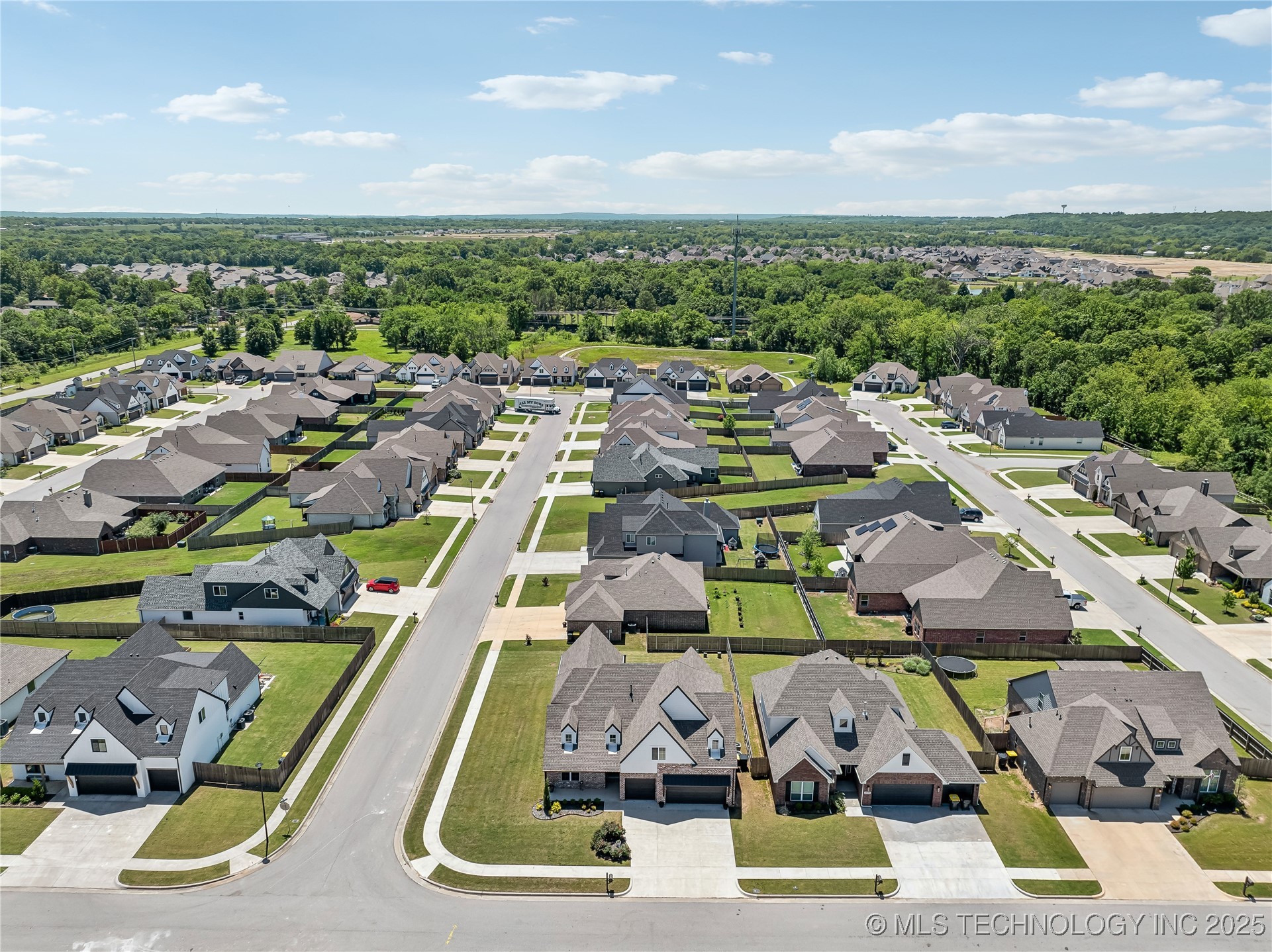 Bixby, Oklahoma, 74008, United States, 4 Bedrooms Bedrooms, ,4 BathroomsBathrooms,Residential,For Sale,1819020