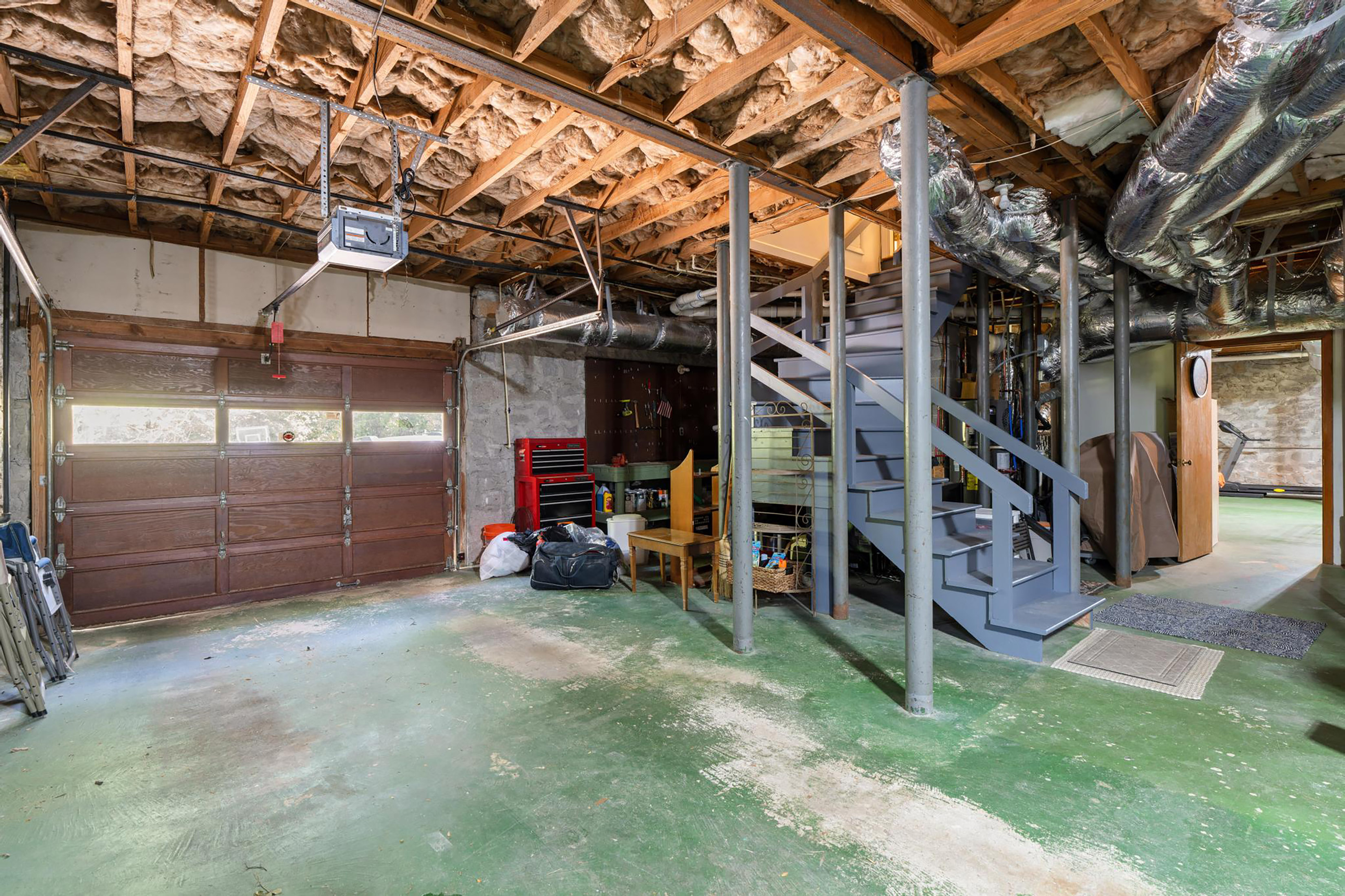  Lovely Ranch Home with Striking Curb Appeal and Modern Updates - 物件實景