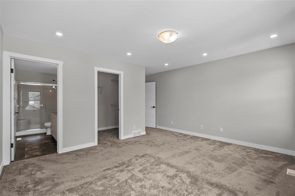 WINNIPEG, Manitoba, R2V 5C8, CA, 3 Bedrooms Bedrooms, ,2 BathroomsBathrooms,Residential,For Sale,1947801