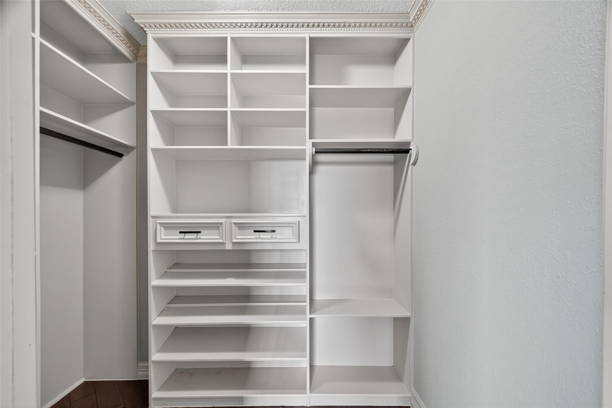 Channelview, Texas, 77530, United States, 12 Bedrooms Bedrooms, ,8 BathroomsBathrooms,Residential,For Sale,1977547