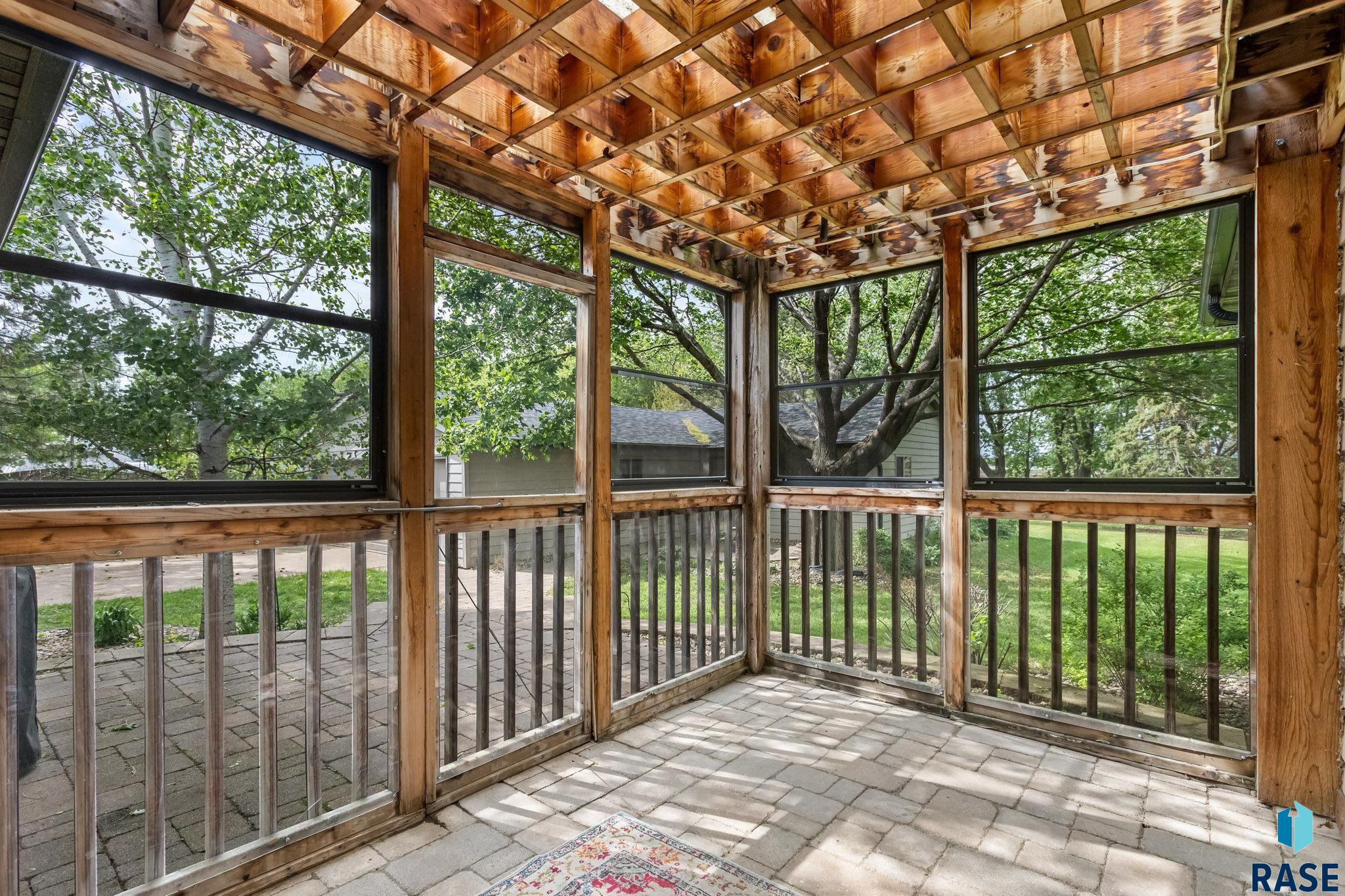 Harrisburg, South Dakota, 57032, United States, 5 Bedrooms Bedrooms, ,1 BathroomBathrooms,Residential,For Sale,1917762
