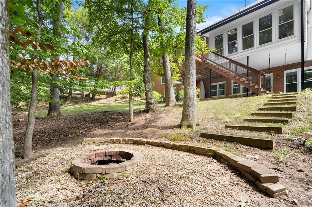 Roswell, Georgia, 30075, United States, 5 Bedrooms Bedrooms, ,5 BathroomsBathrooms,Residential,For Sale,1903038