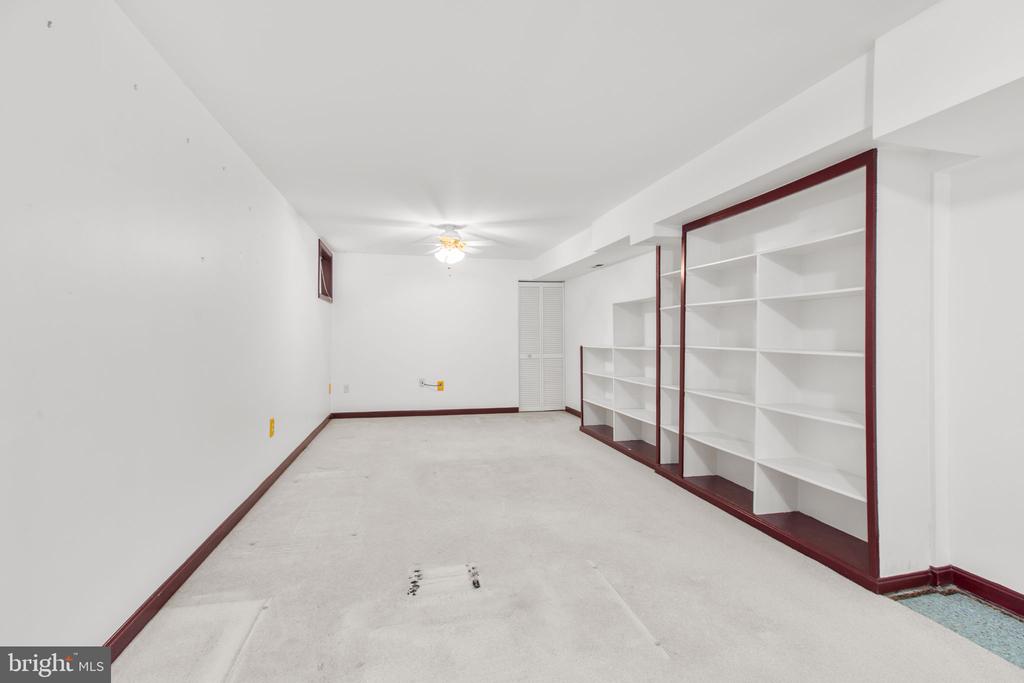 Stafford, Virginia, 22554, United States, 4 Bedrooms Bedrooms, ,4 BathroomsBathrooms,Residential,For Sale,2009309