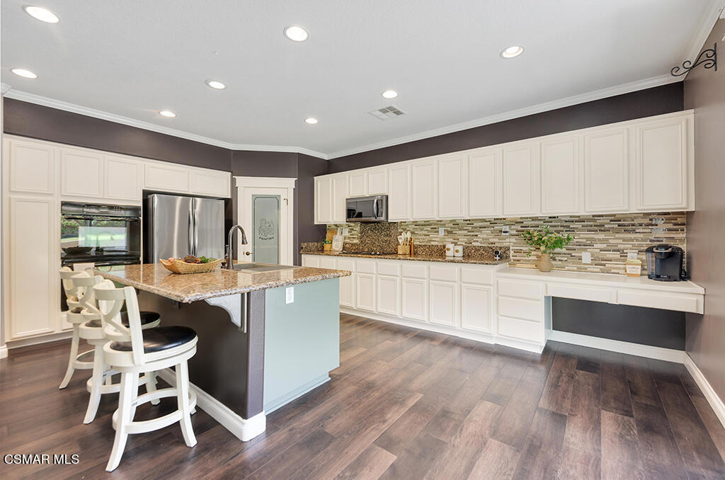 Lancaster, California, 93536, United States, 4 Bedrooms Bedrooms, ,3 BathroomsBathrooms,Residential,For Sale,1904544