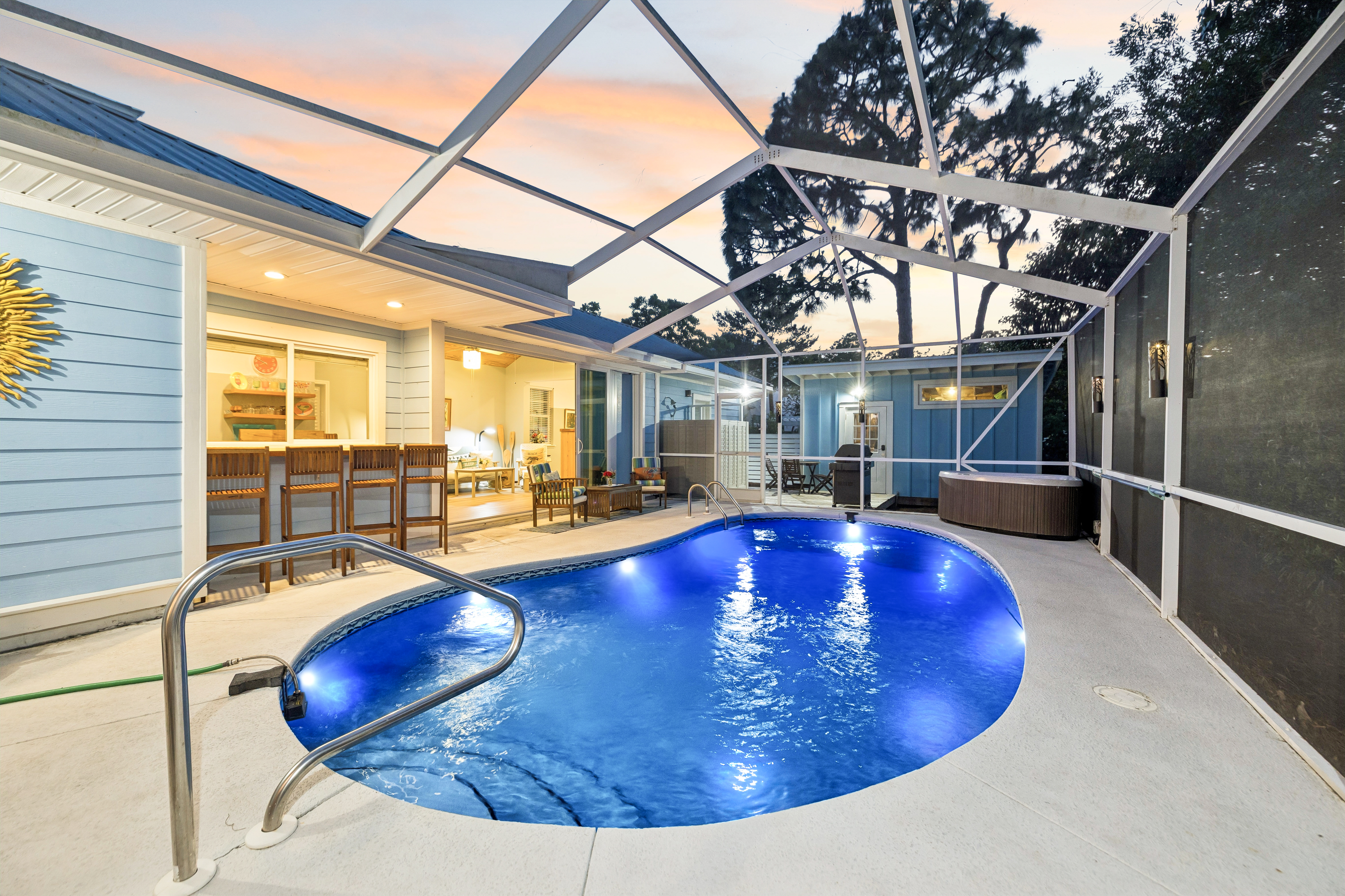  Updated Beach Cottage With Private Pool Steps From 30A - 物件實景