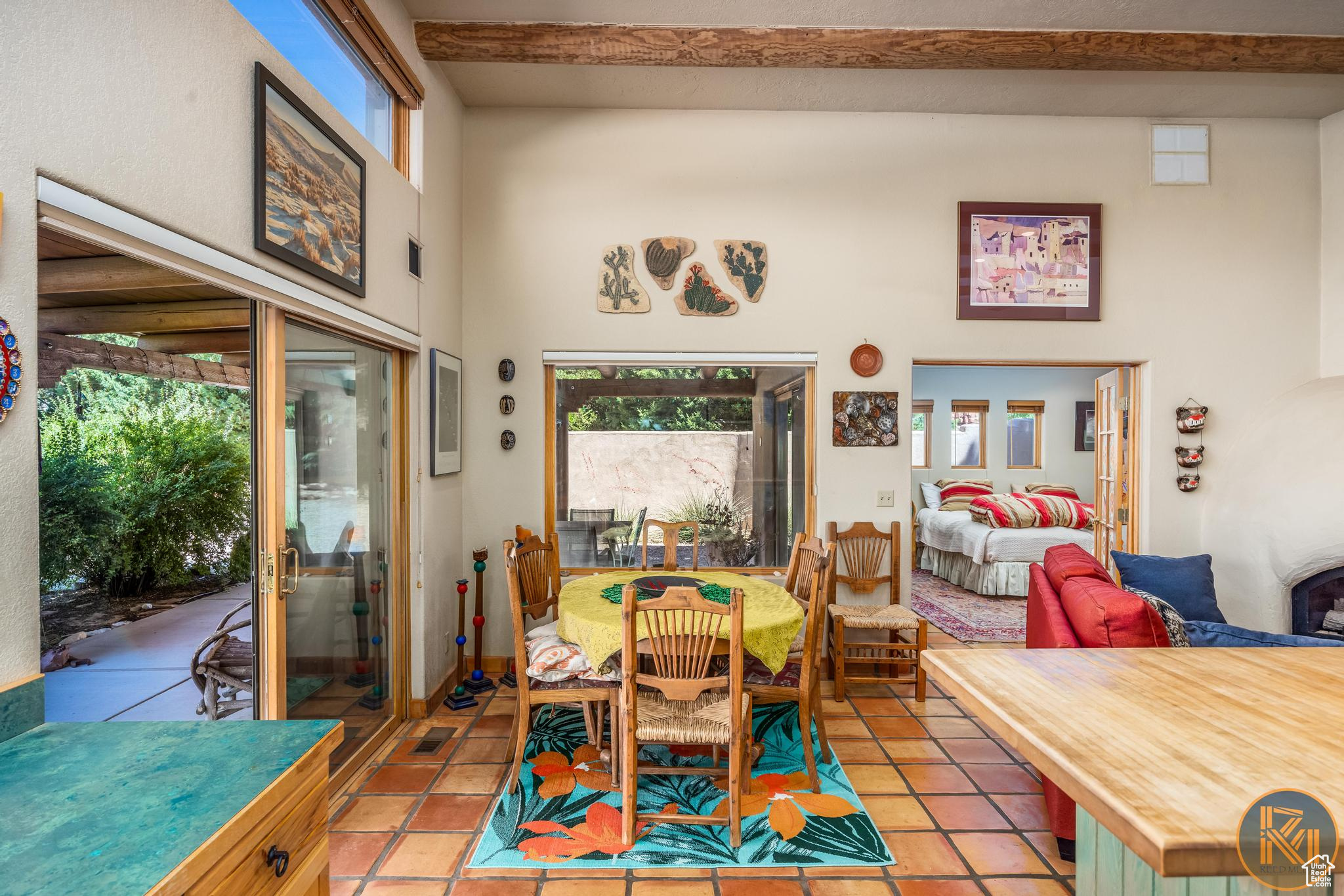 Kanab, Utah, 84741, United States, 2 Bedrooms Bedrooms, ,3 BathroomsBathrooms,Residential,For Sale,1903679