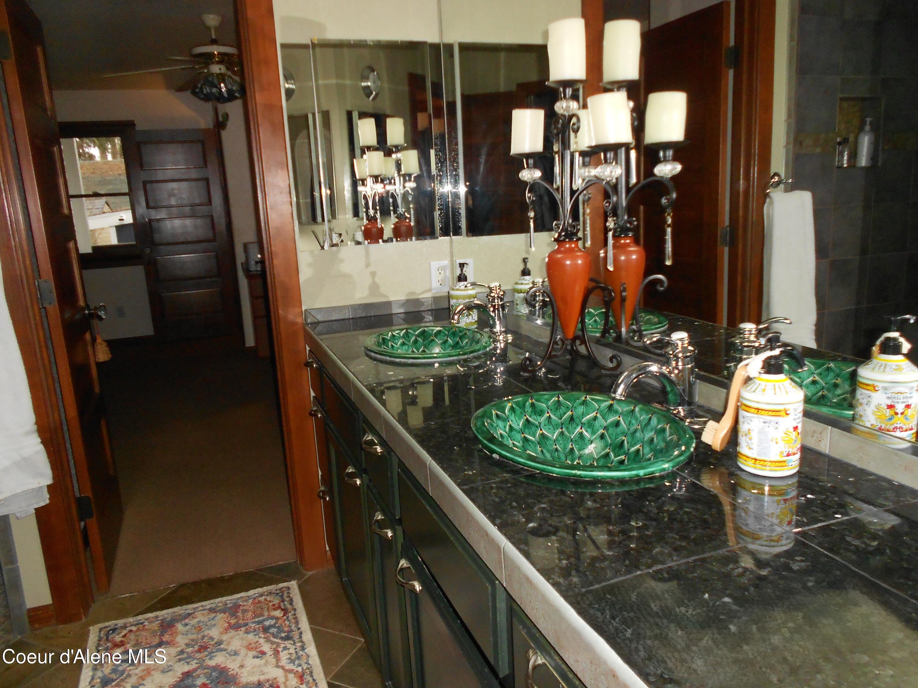 Coeur d'Alene, Idaho, 83814, United States, 4 Bedrooms Bedrooms, ,3 BathroomsBathrooms,Residential,For Sale,2012550