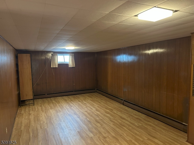 Hillsborough Twp., New Jersey, 08844, United States, 3 Bedrooms Bedrooms, ,2 BathroomsBathrooms,Residential,For Sale,1932471