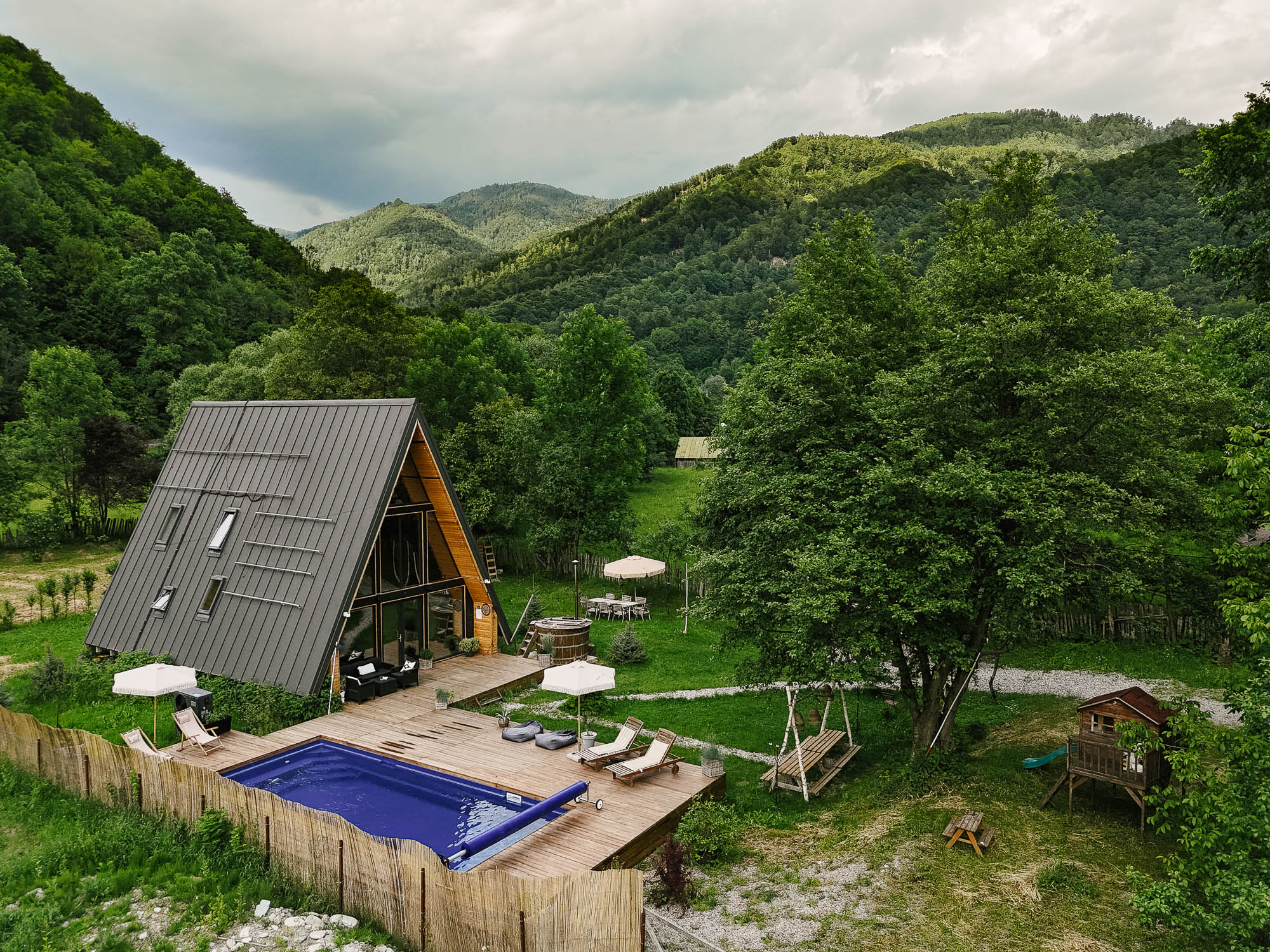  A Home Between River, Forest and Sky in the Heart of the Lotru Mountains - 物件實景