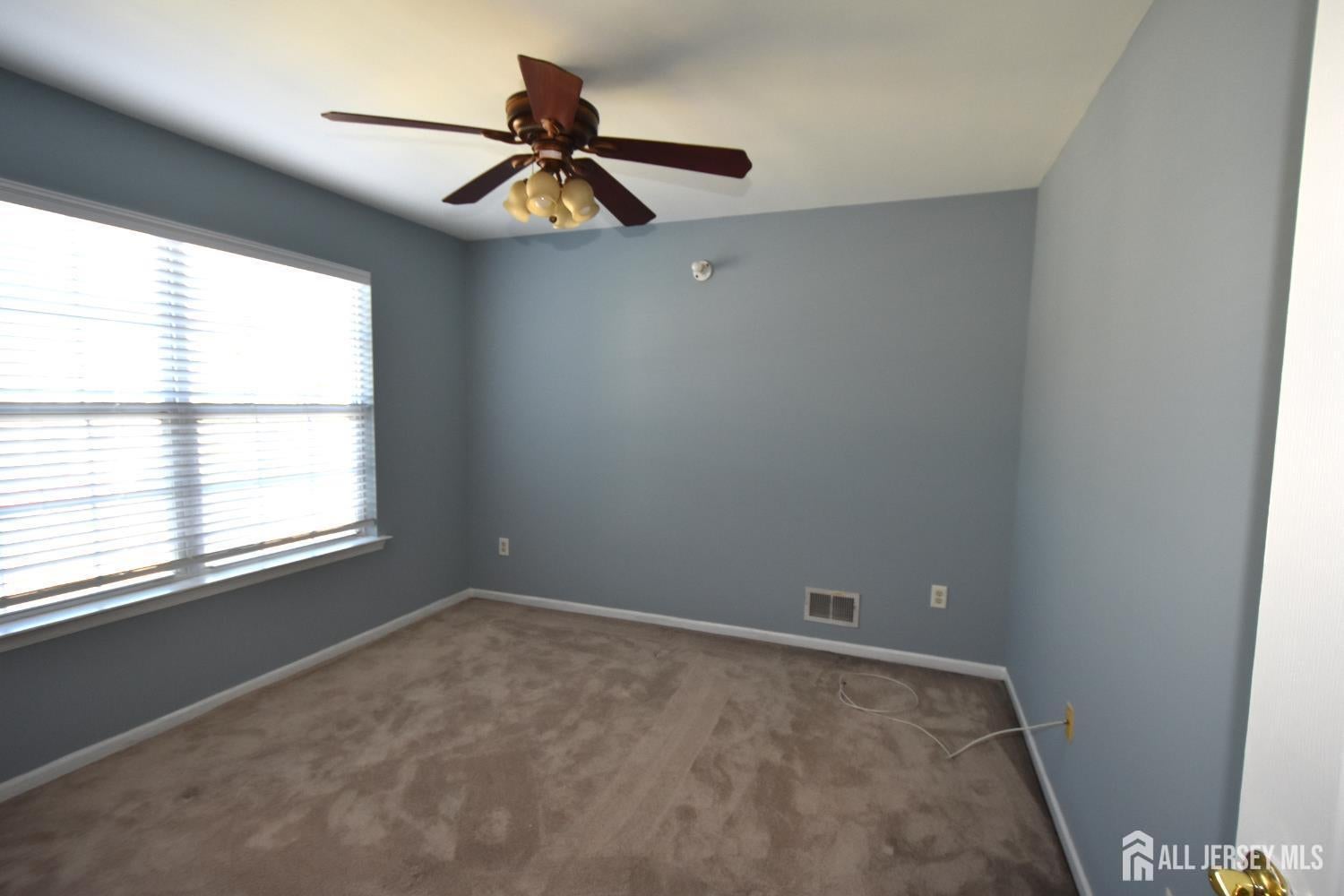 North Brunswick, New Jersey, 08902, United States, 3 Bedrooms Bedrooms, ,3 BathroomsBathrooms,Residential,For Sale,1992590