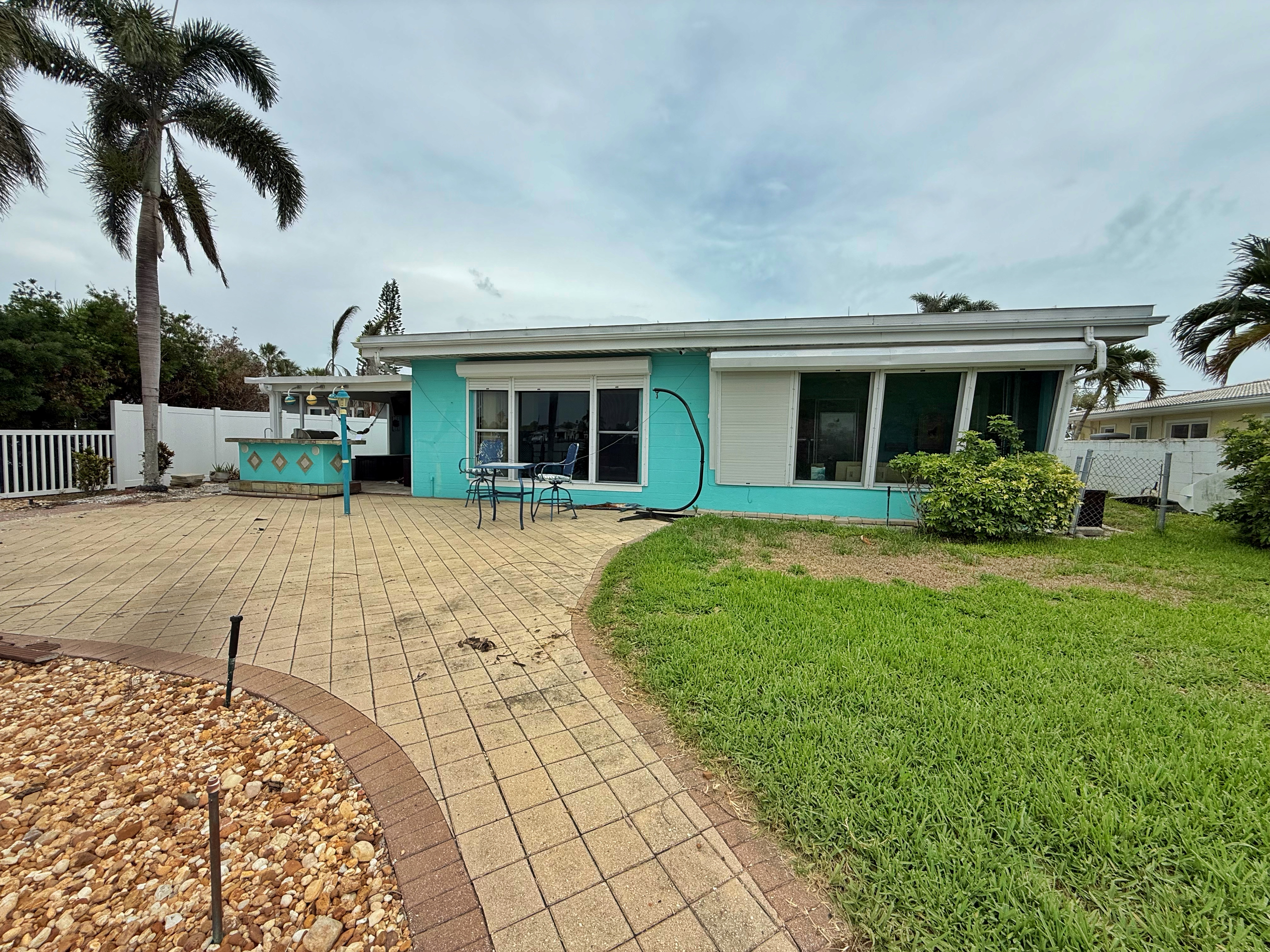 Treasure Island, Florida, 33706, United States, 3 Bedrooms Bedrooms, ,2 BathroomsBathrooms,Residential,For Sale,1985726