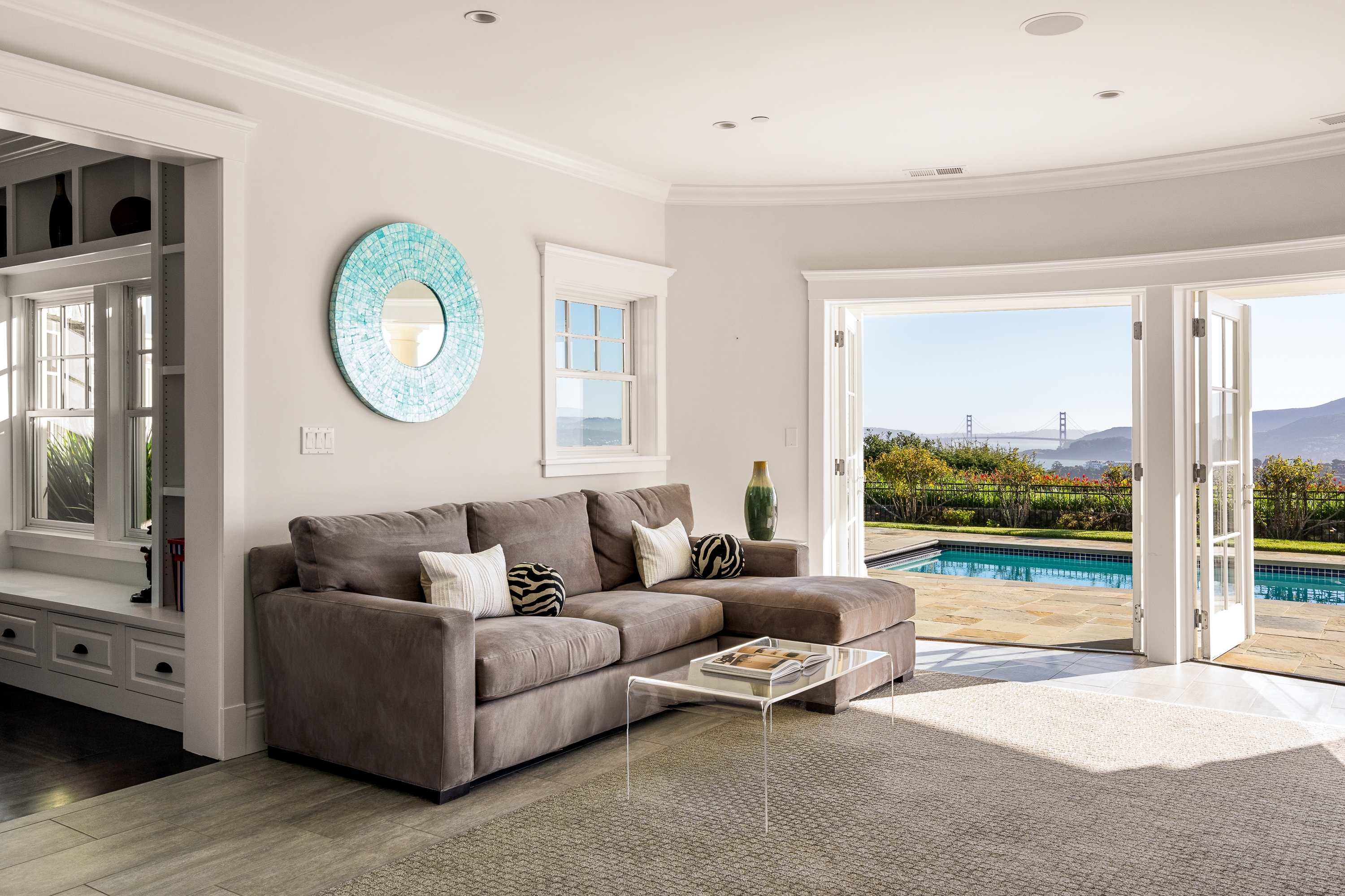  East Coast-Inspired Estate with Sweeping City, Bridge and Mount Tam Views - 物件實景