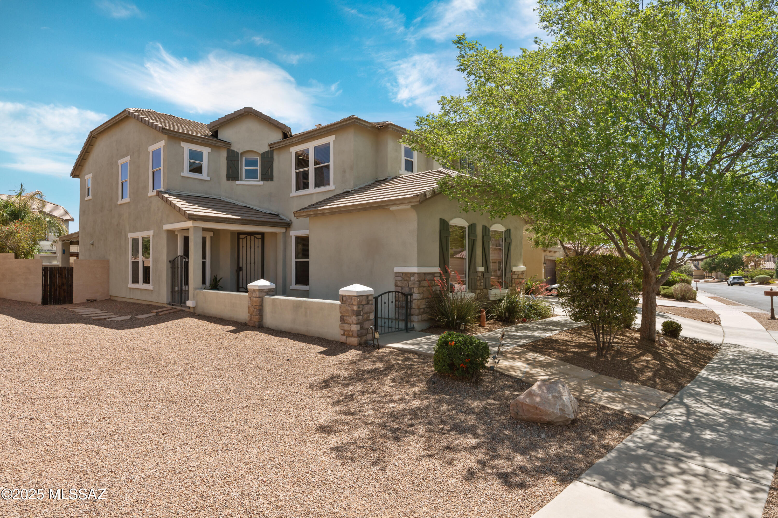 Sahuarita, Arizona, 85629, United States, 4 Bedrooms Bedrooms, ,3 BathroomsBathrooms,Residential,For Sale,1827979