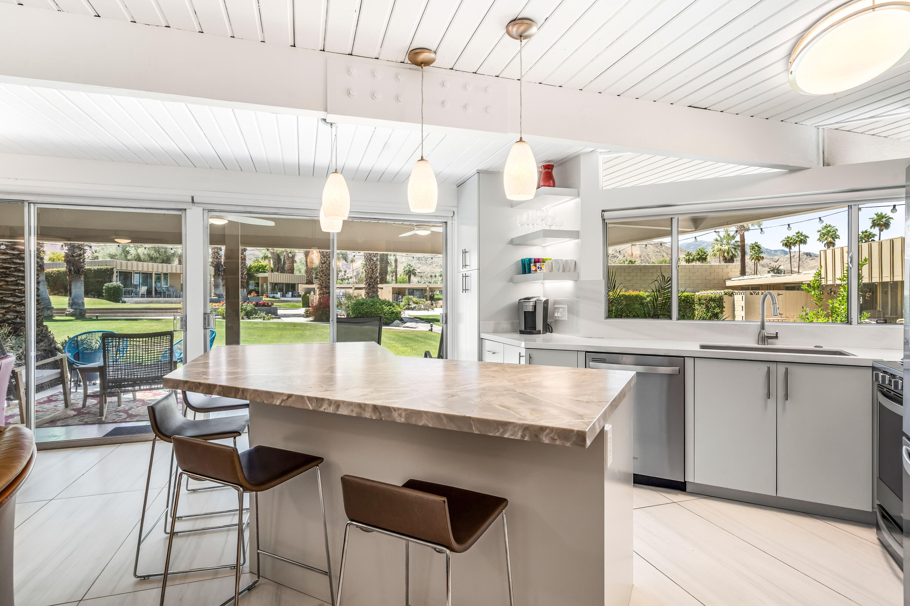 Palm Desert, California, 92260, United States, 2 Bedrooms Bedrooms, ,2 BathroomsBathrooms,Residential,For Sale,1795236
