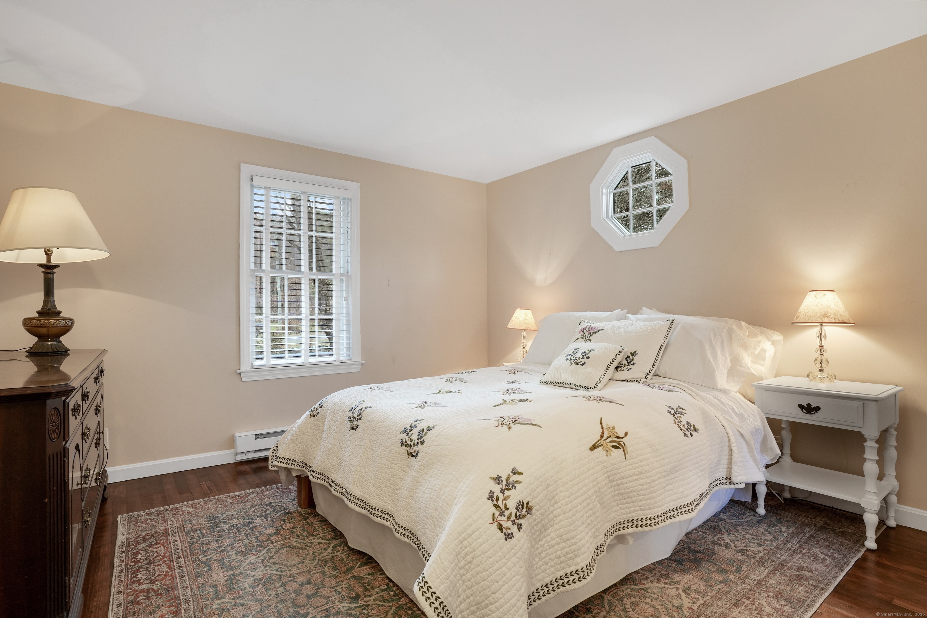 Canton, Connecticut, 06019, United States, 4 Bedrooms Bedrooms, ,3 BathroomsBathrooms,Residential,For Sale,1987943