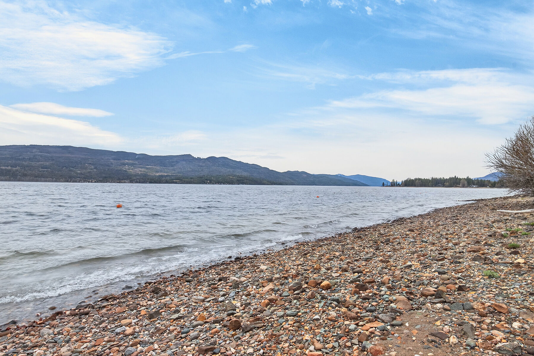  Own A Piece of Shuswap History - 物件實景