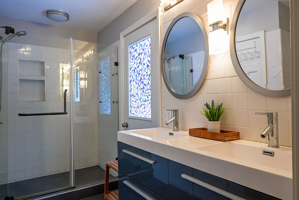 Sidney, Maine, 04330, United States, 3 Bedrooms Bedrooms, ,3 BathroomsBathrooms,Residential,For Sale,2007765