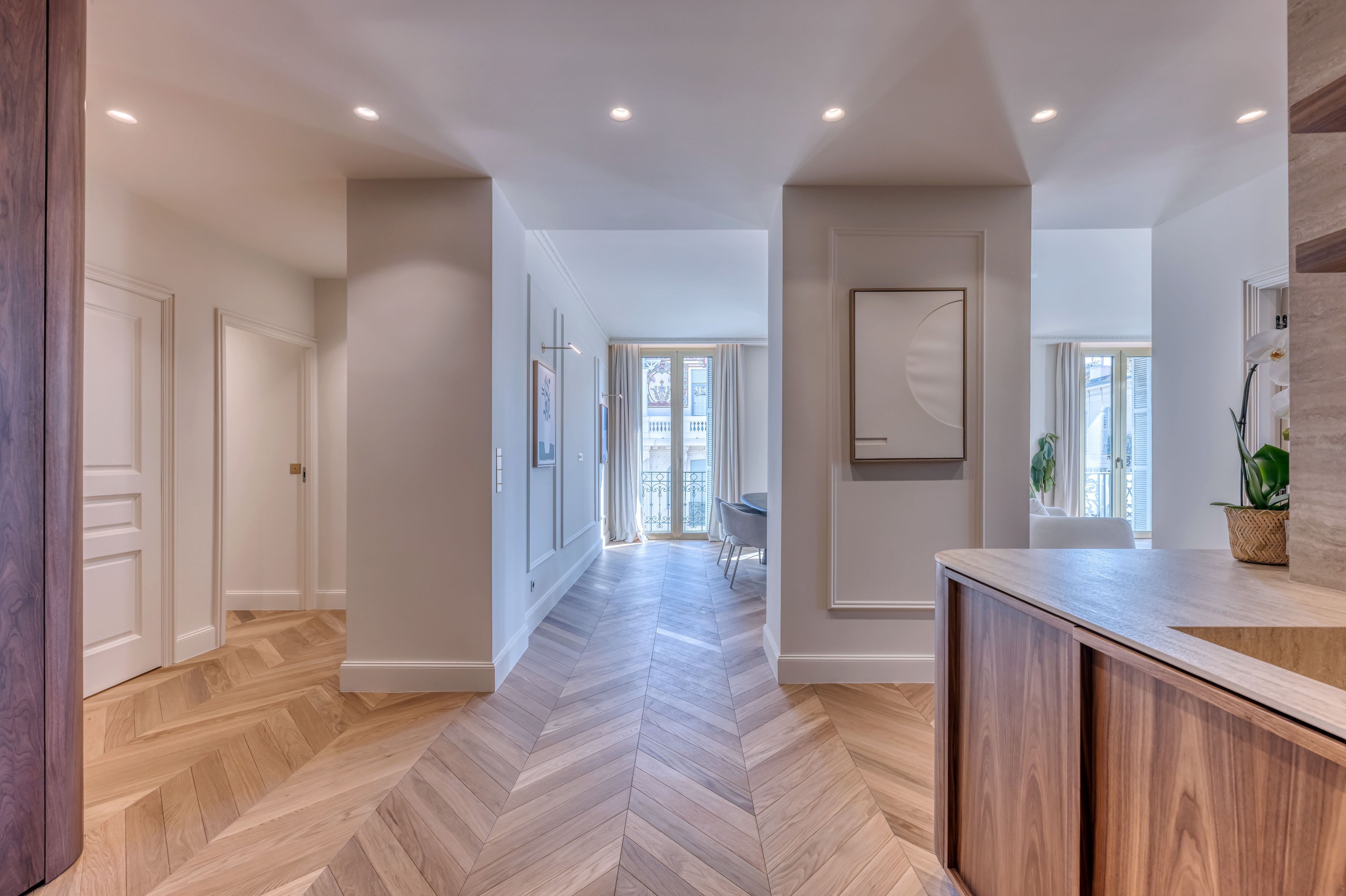  Character-filled three-bedroom apartment in Nice