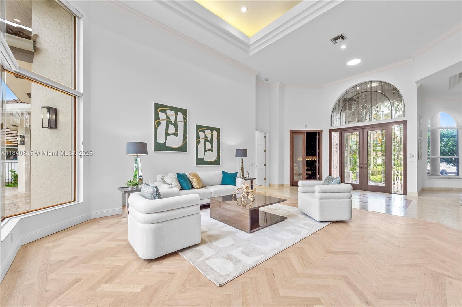 Weston, Florida, 33332, United States, 5 Bedrooms Bedrooms, ,6 BathroomsBathrooms,Residential,For Sale,1896752