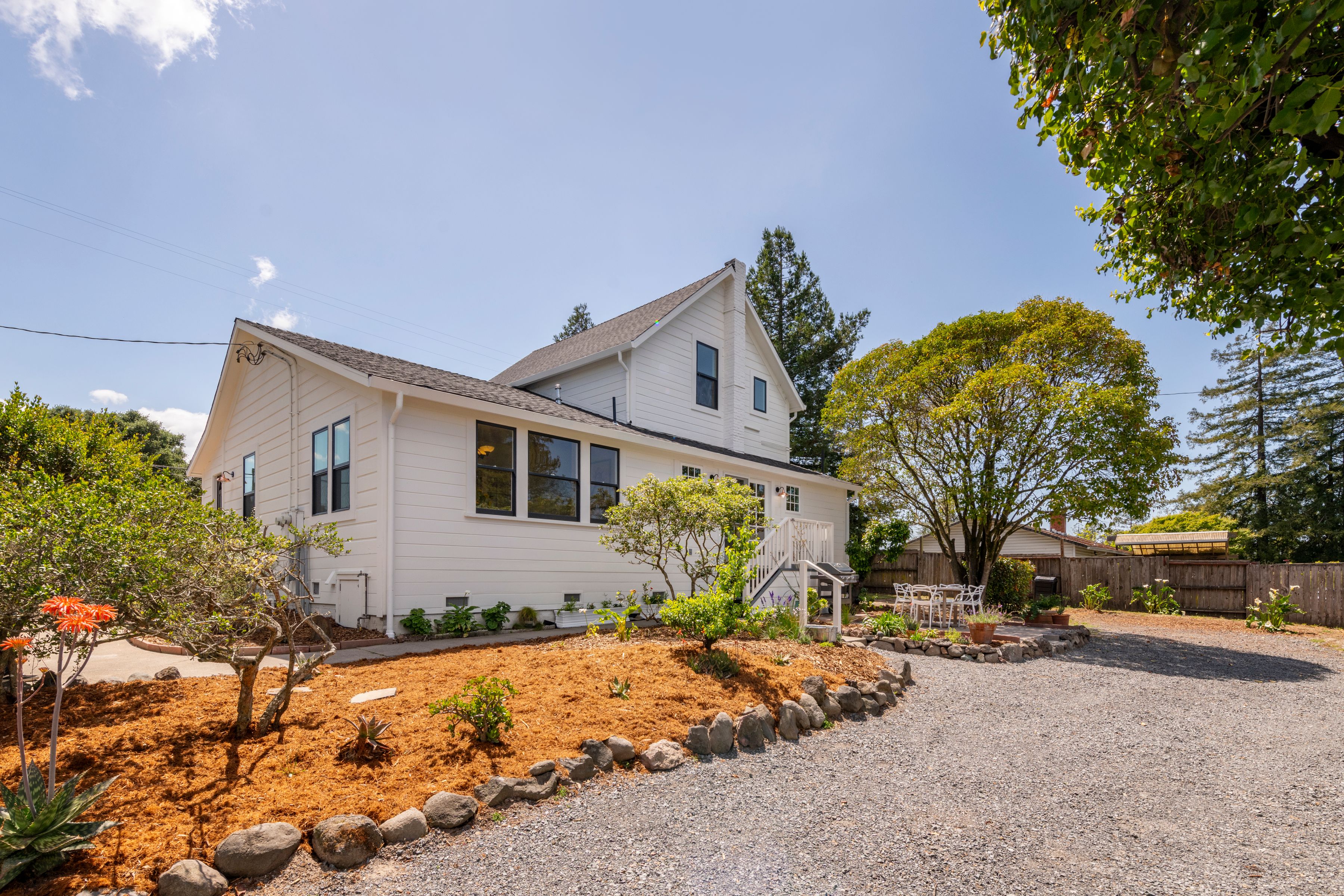  Farmhouse Retreat in Petaluma - 物件實景