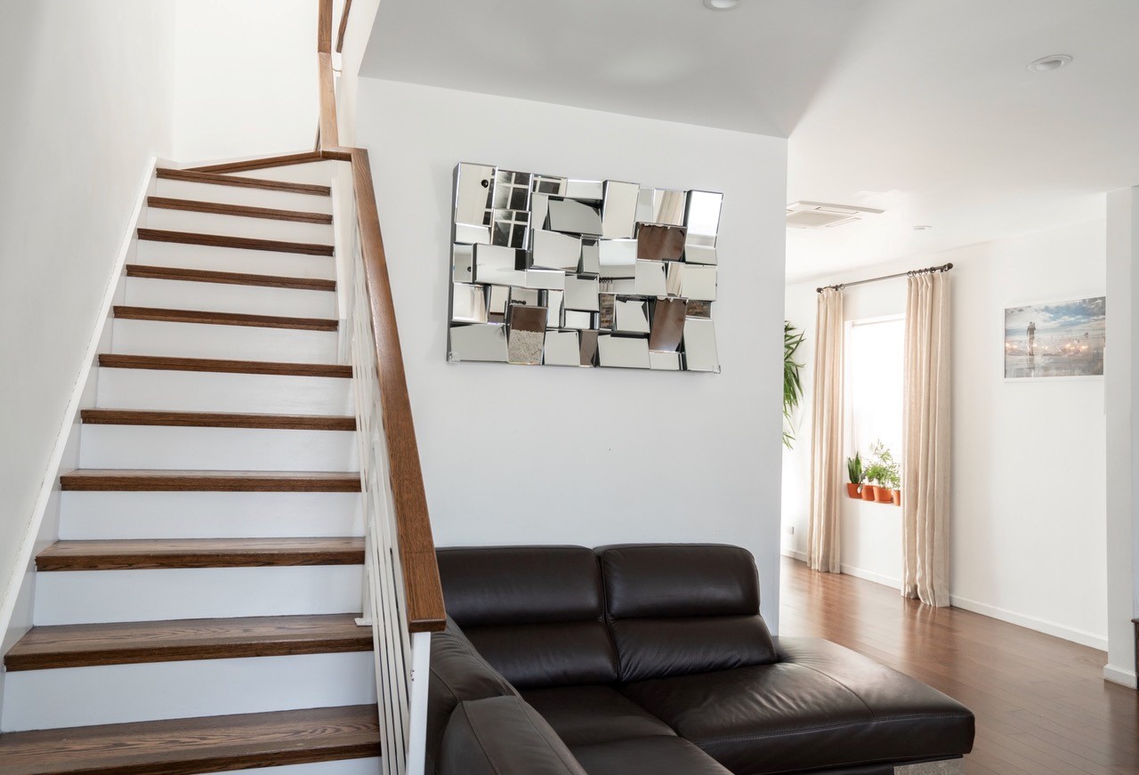 Middle Village, New York, 11379, United States, 3 Bedrooms Bedrooms, ,2 BathroomsBathrooms,Residential,For Sale,2001755