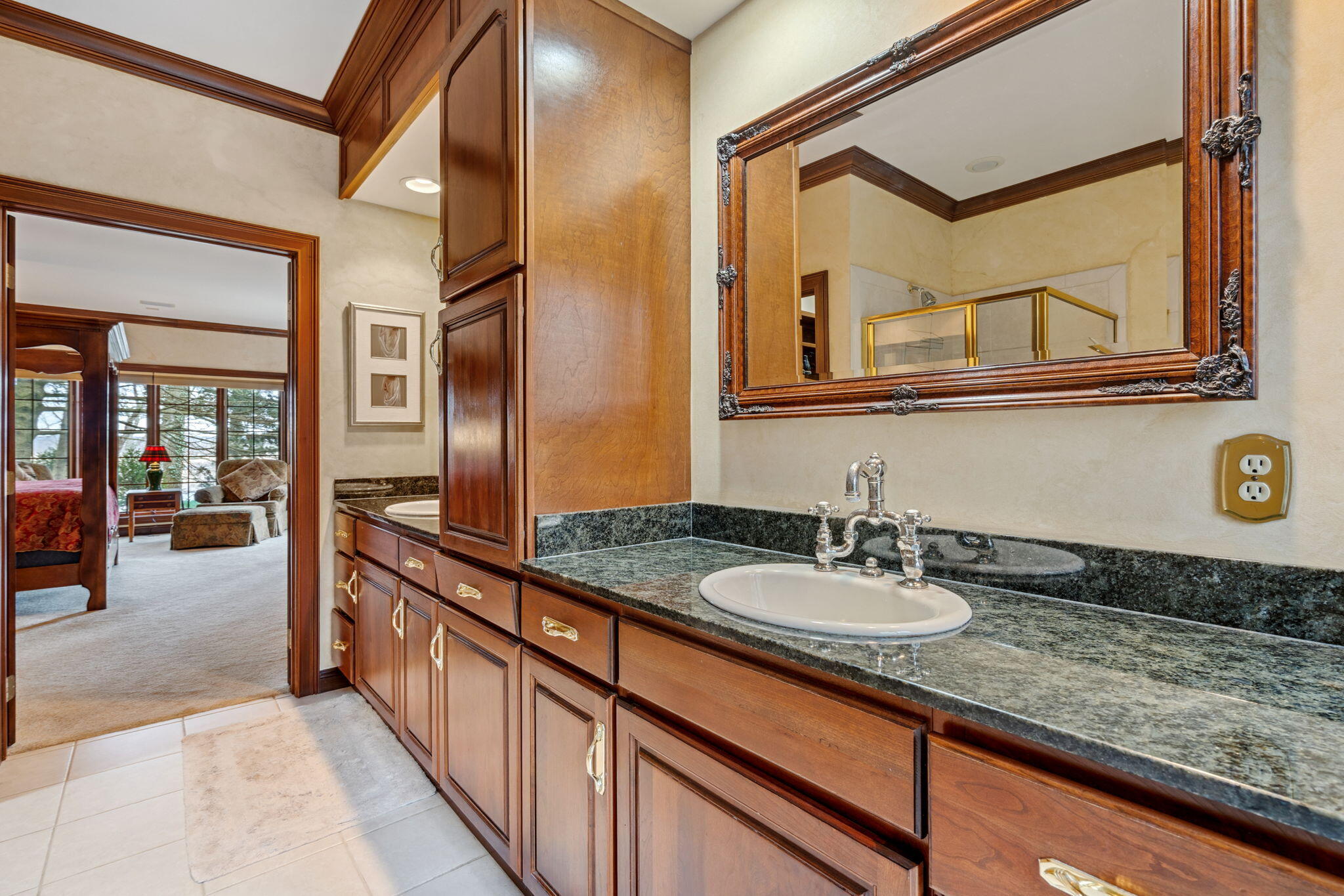 Saugatuck, Michigan, 49453, United States, 4 Bedrooms Bedrooms, ,5 BathroomsBathrooms,Residential,For Sale,1980395