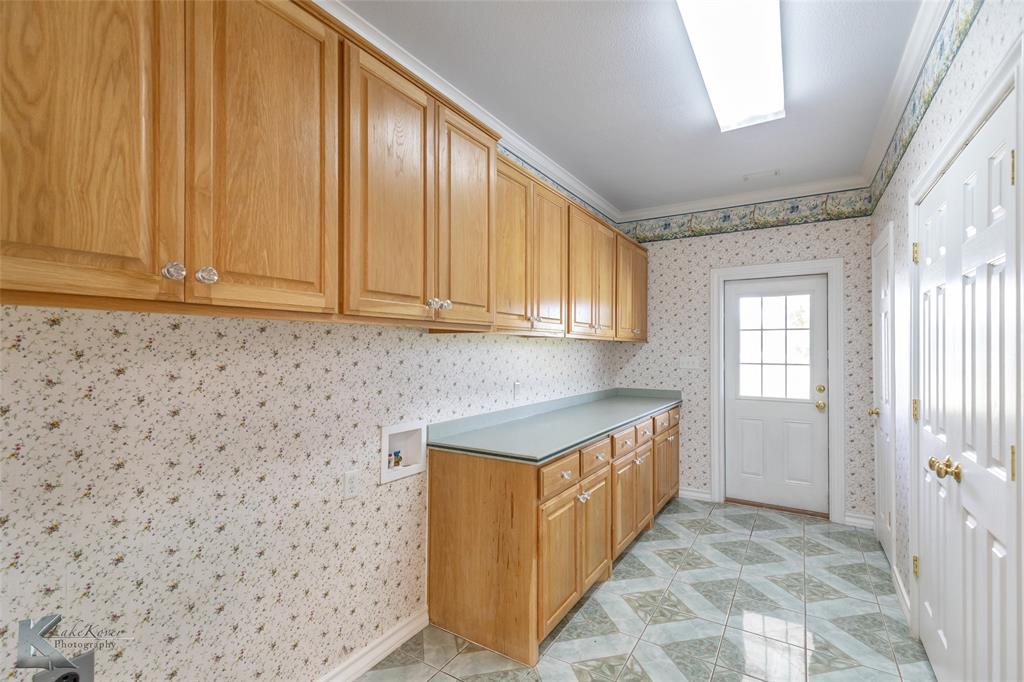 Abilene, Texas, 79602, United States, 3 Bedrooms Bedrooms, ,2 BathroomsBathrooms,Residential,For Sale,1848196