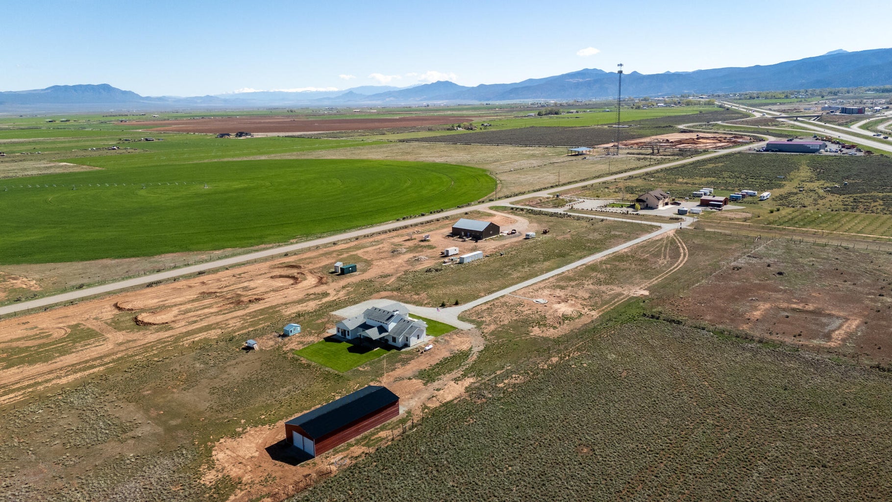 Parowan, Utah, 84761, United States, 3 Bedrooms Bedrooms, ,3 BathroomsBathrooms,Residential,For Sale,1992445