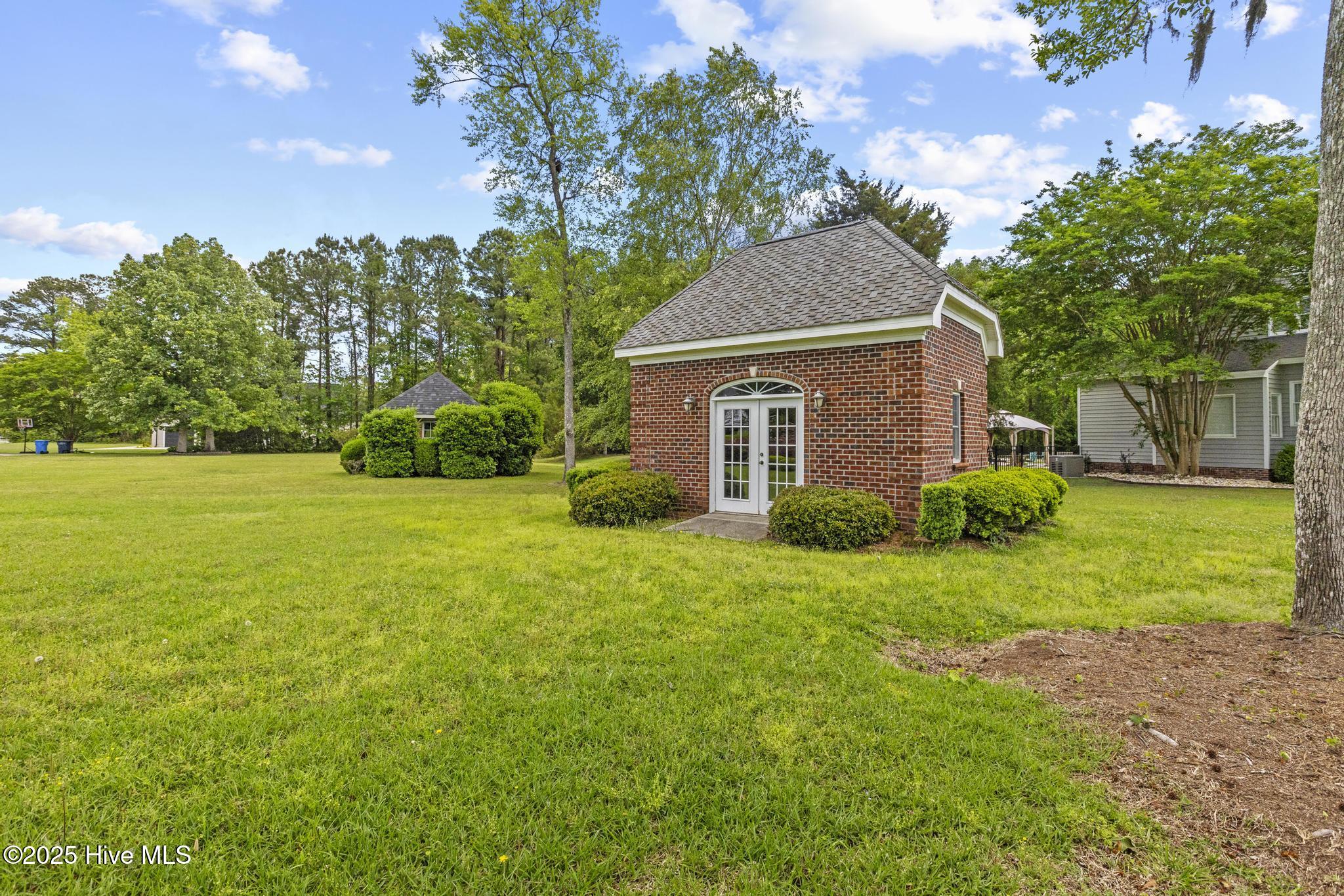 Jacksonville, North Carolina, 28540, United States, 4 Bedrooms Bedrooms, ,5 BathroomsBathrooms,Residential,For Sale,1944565