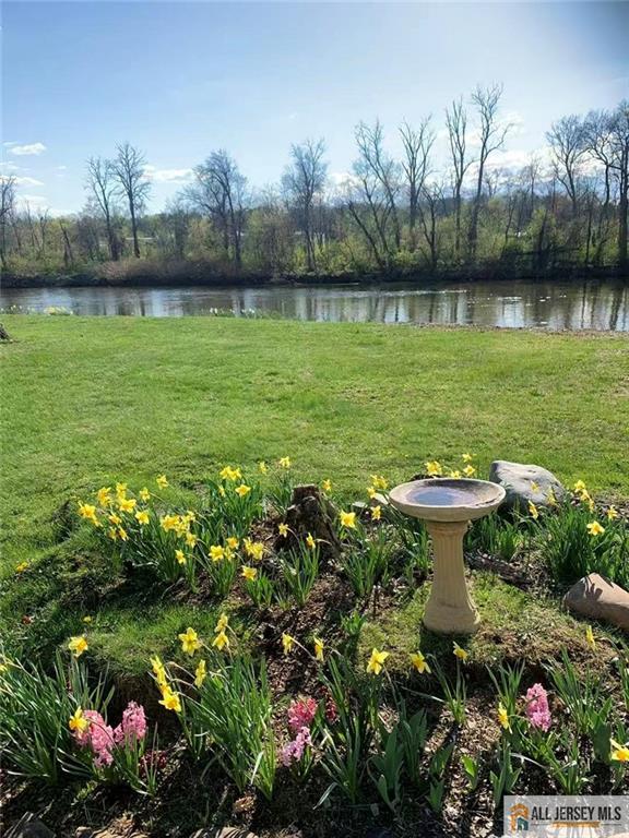 Piscataway, New Jersey, 08854, United States, 3 Bedrooms Bedrooms, ,2 BathroomsBathrooms,Residential,For Sale,1940160