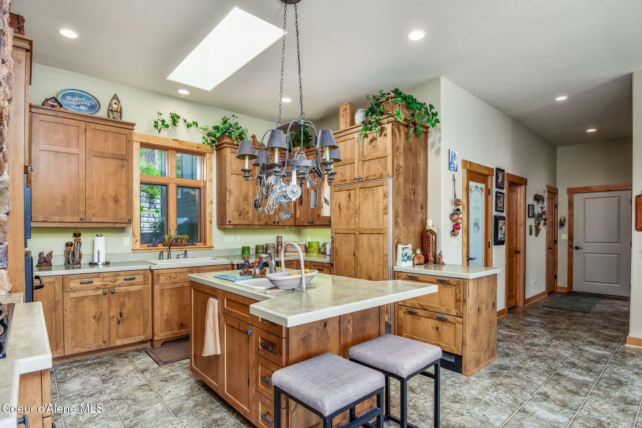 Harrison, Idaho, 83833, United States, 5 Bedrooms Bedrooms, ,4 BathroomsBathrooms,Residential,For Sale,2033781