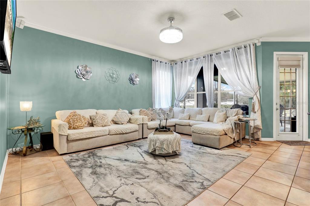 Casselberry, Florida, 32707, United States, 3 Bedrooms Bedrooms, ,3 BathroomsBathrooms,Residential,For Sale,1721755