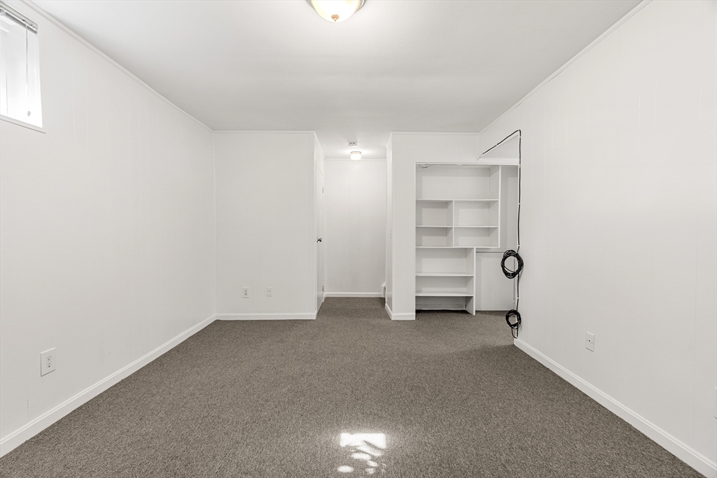 Salem, Massachusetts, 01970, United States, 3 Bedrooms Bedrooms, ,3 BathroomsBathrooms,Residential,For Sale,1913540