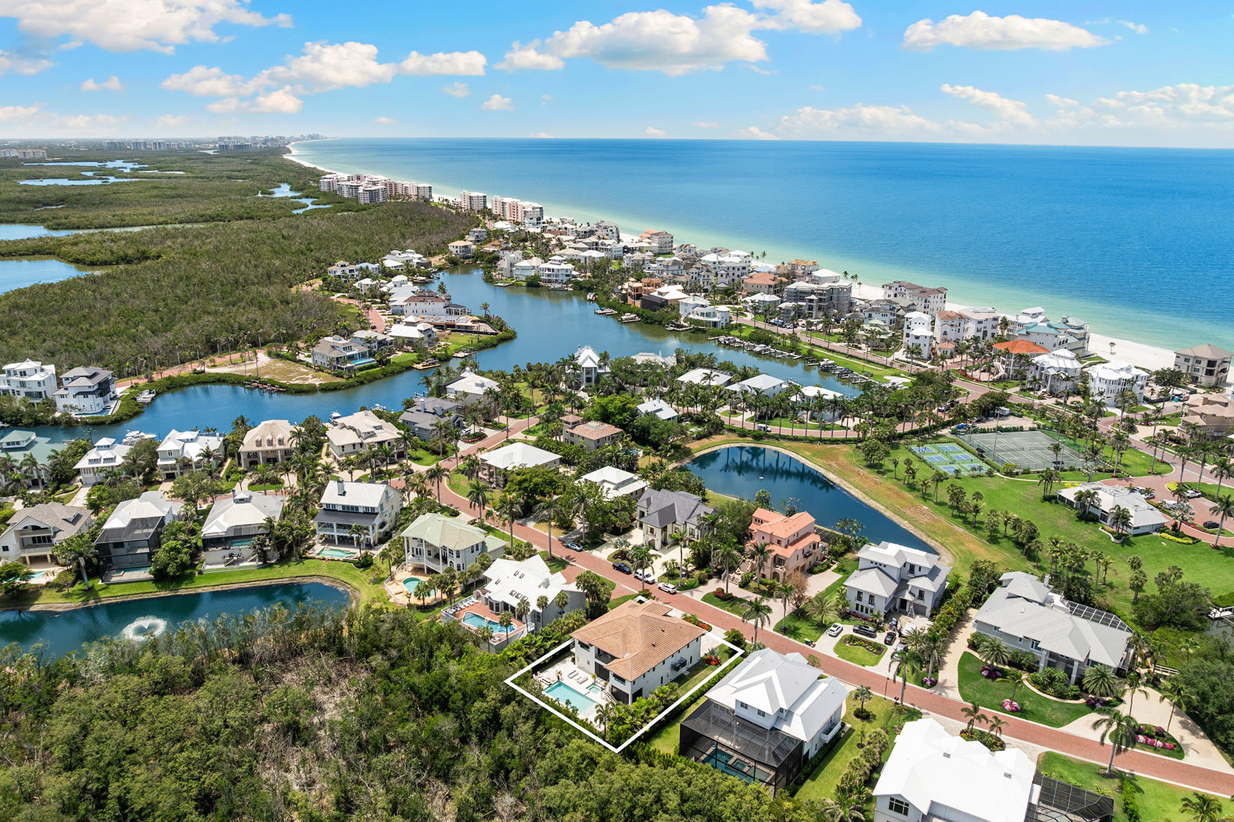  BAREFOOT BEACH - SOUTHPORT ON THE BAY - 物件實景