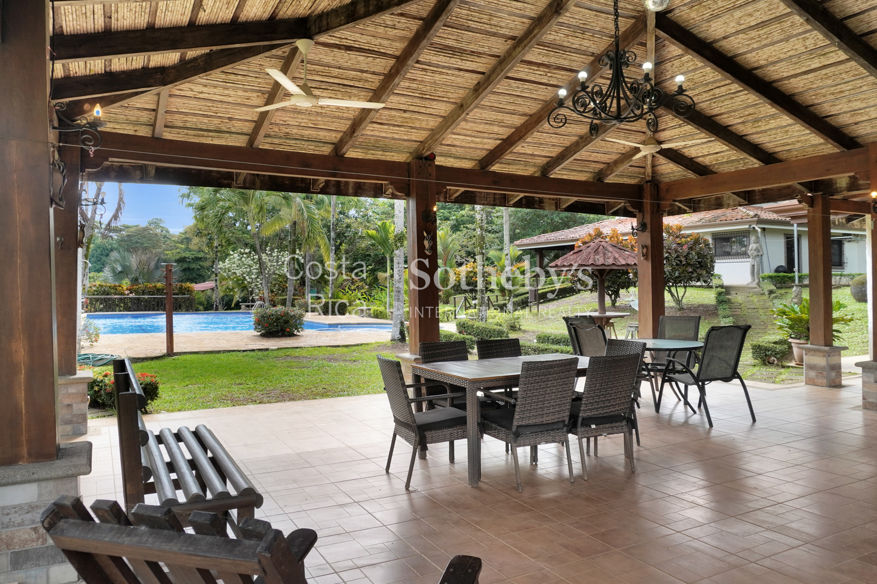  Orotina Estate Home - 物件實景