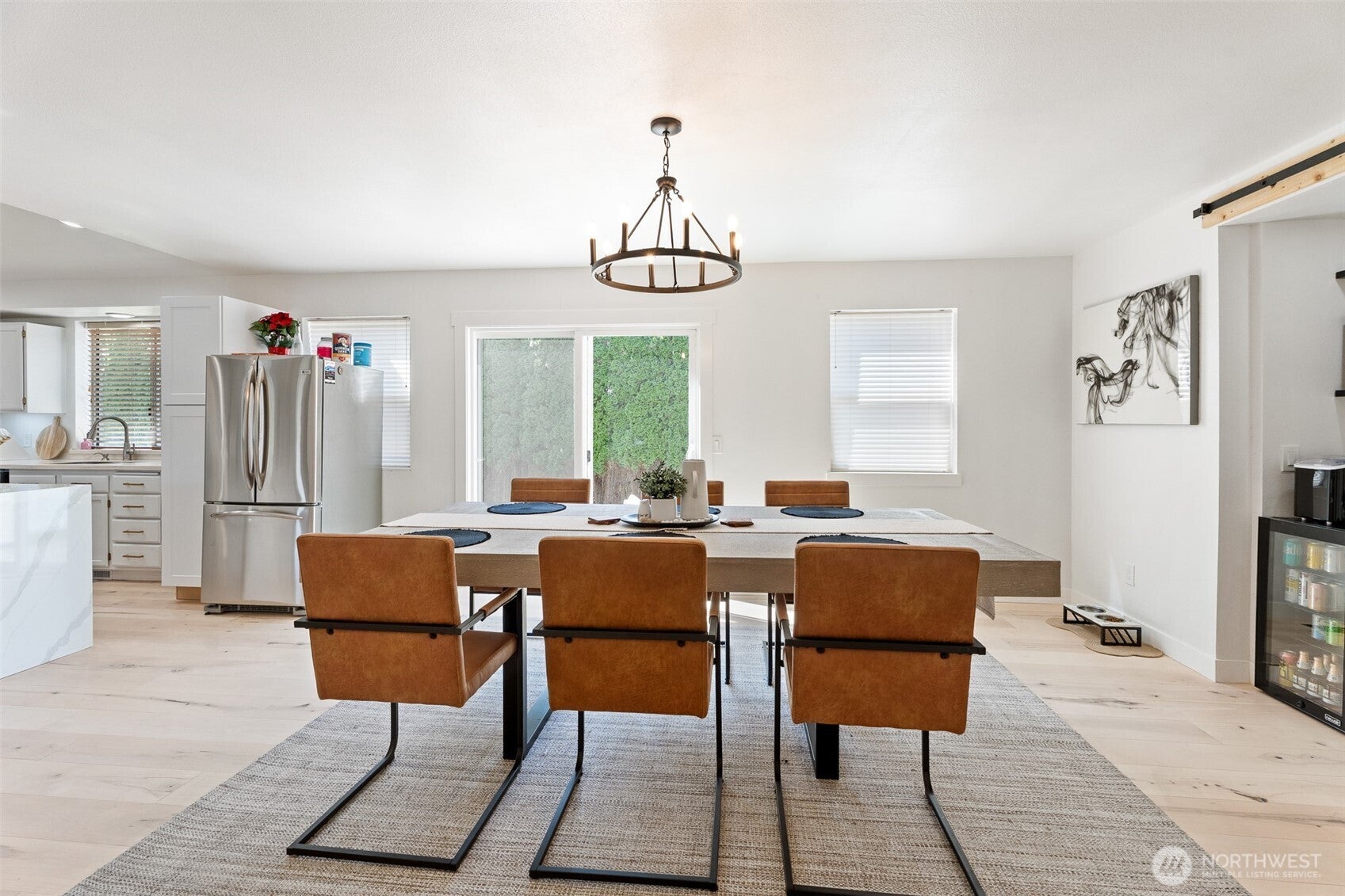 Wenatchee, Washington, 98801, United States, 3 Bedrooms Bedrooms, ,2 BathroomsBathrooms,Residential,For Sale,1939564