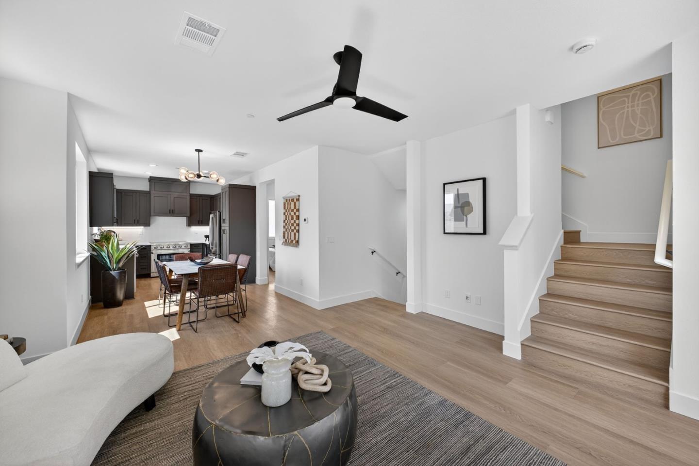 Redwood City, California, 94061, United States, 4 Bedrooms Bedrooms, ,3 BathroomsBathrooms,Residential,For Sale,1988183