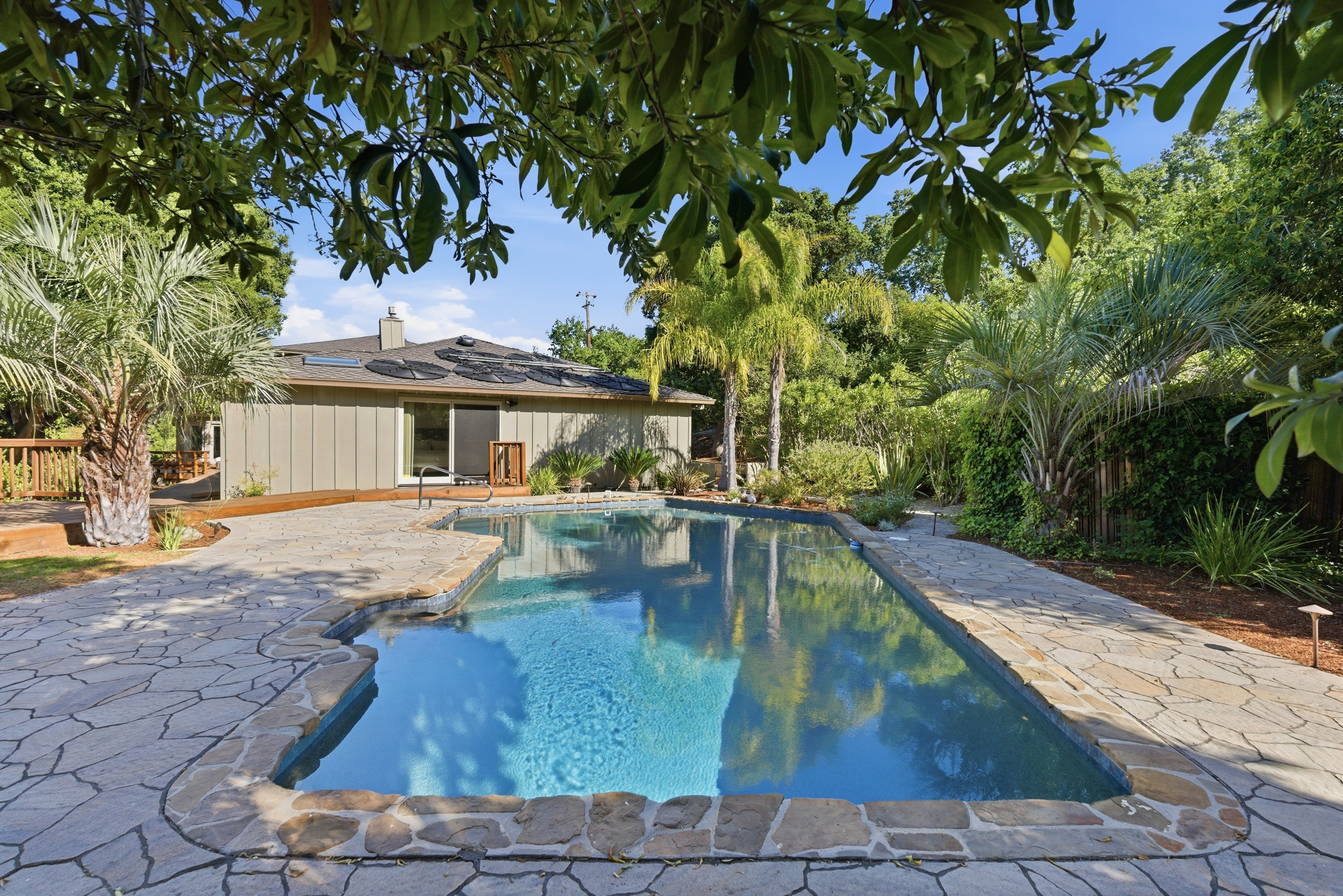  Contemporary Luxury with Pool, Tennis, and Solar - 物件實景