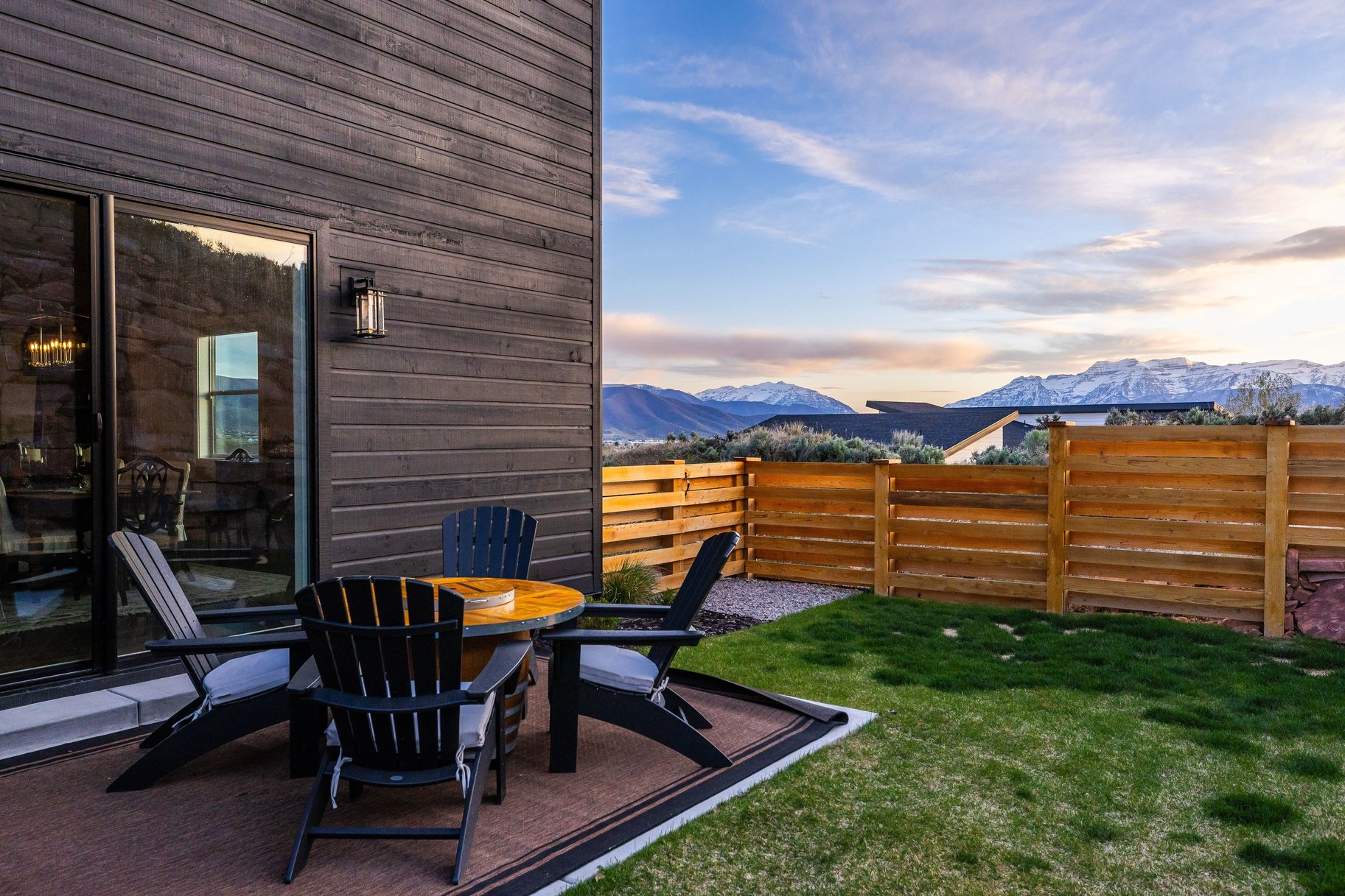  Mountain & Lake Views, Two-Island Chef