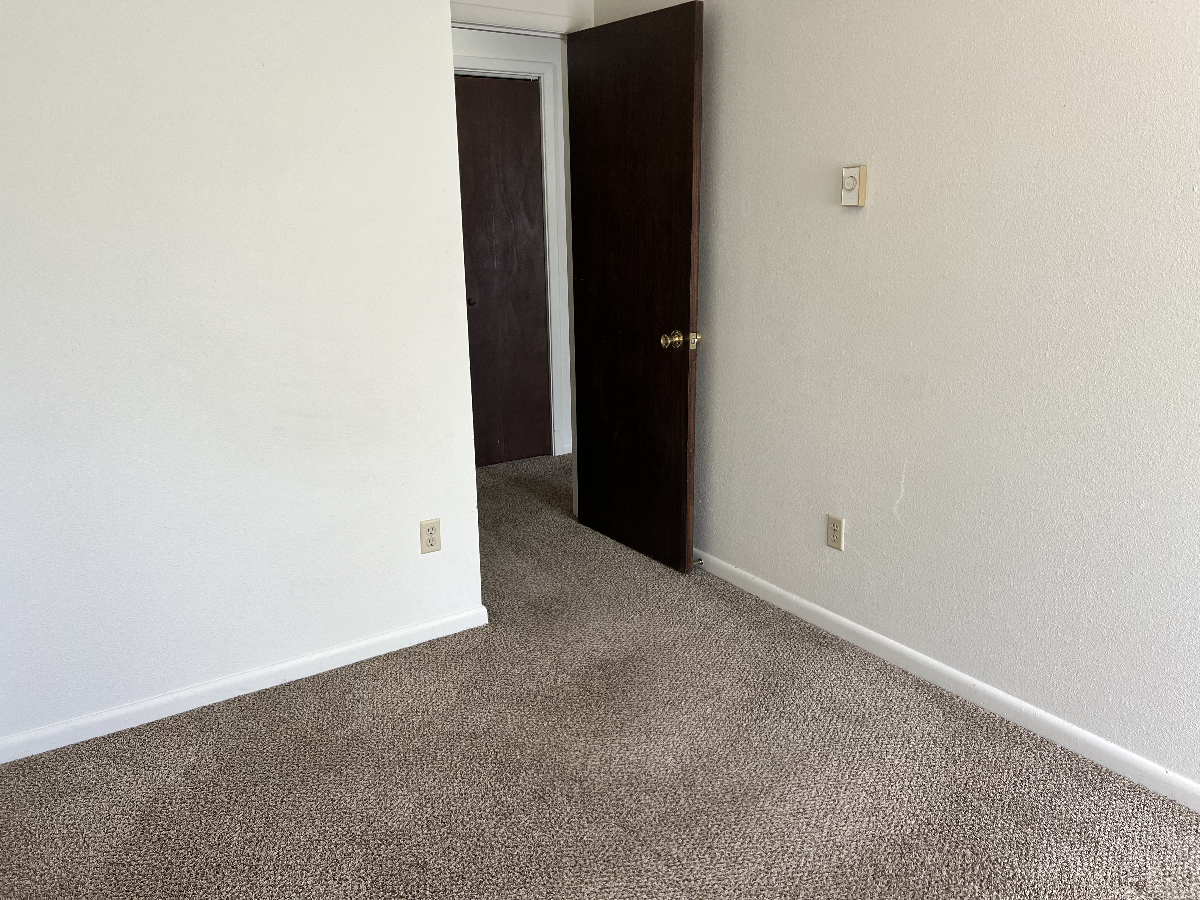 Sheridan, Wyoming, 82801, United States, 3 Bedrooms Bedrooms, ,2 BathroomsBathrooms,Residential,For Sale,1928698