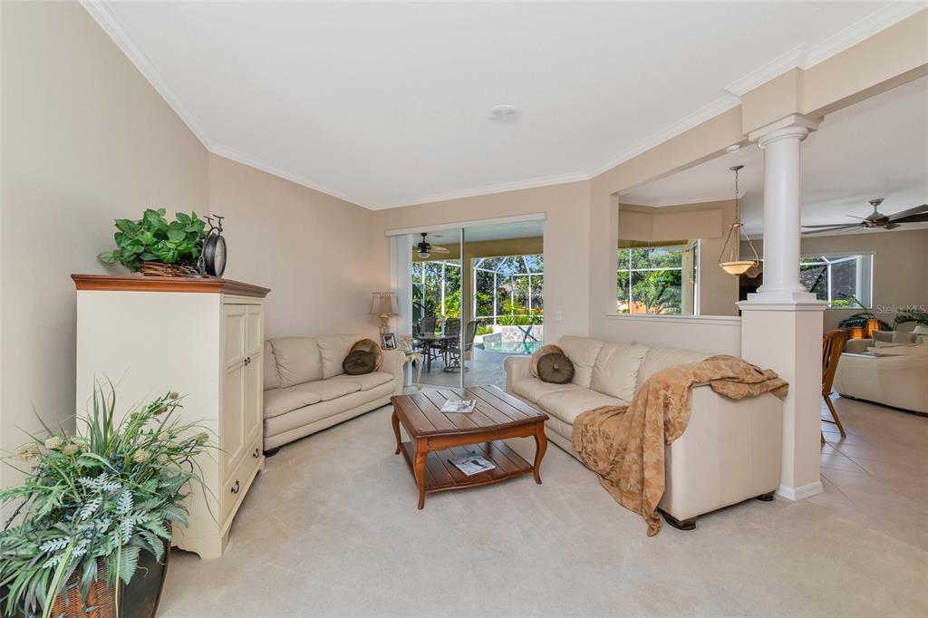 Lakewood Ranch, Florida, 34202, United States, 5 Bedrooms Bedrooms, ,3 BathroomsBathrooms,Residential,For Sale,1991249