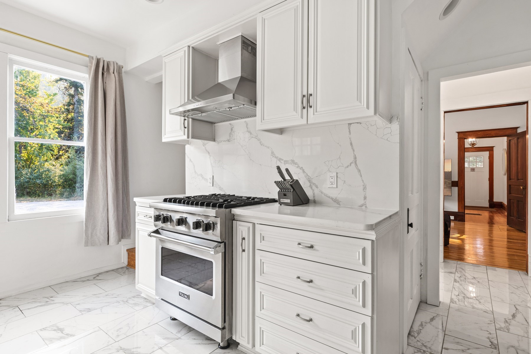  Historic Home with Stunning Views - 物件實景