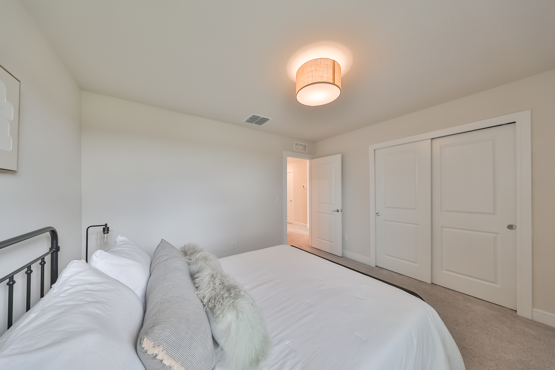 Wesley Chapel, Florida, 33545, United States, 5 Bedrooms Bedrooms, ,3 BathroomsBathrooms,Residential,For Sale,1931588