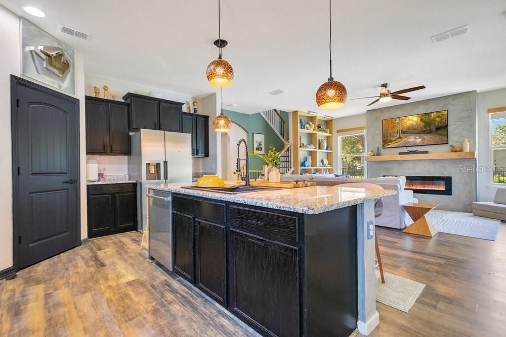 Winter Garden, Florida, 34787, United States, 4 Bedrooms Bedrooms, ,4 BathroomsBathrooms,Residential,For Sale,1828457