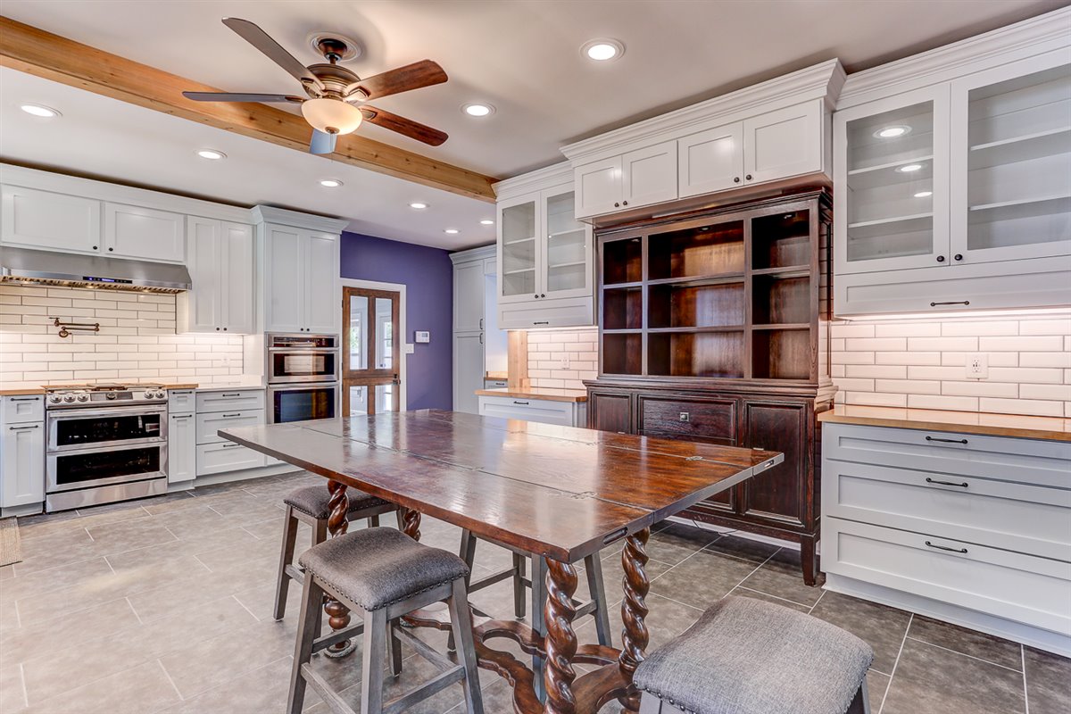 Memphis, Tennessee, 38111, United States, 4 Bedrooms Bedrooms, ,3 BathroomsBathrooms,Residential,For Sale,1974994