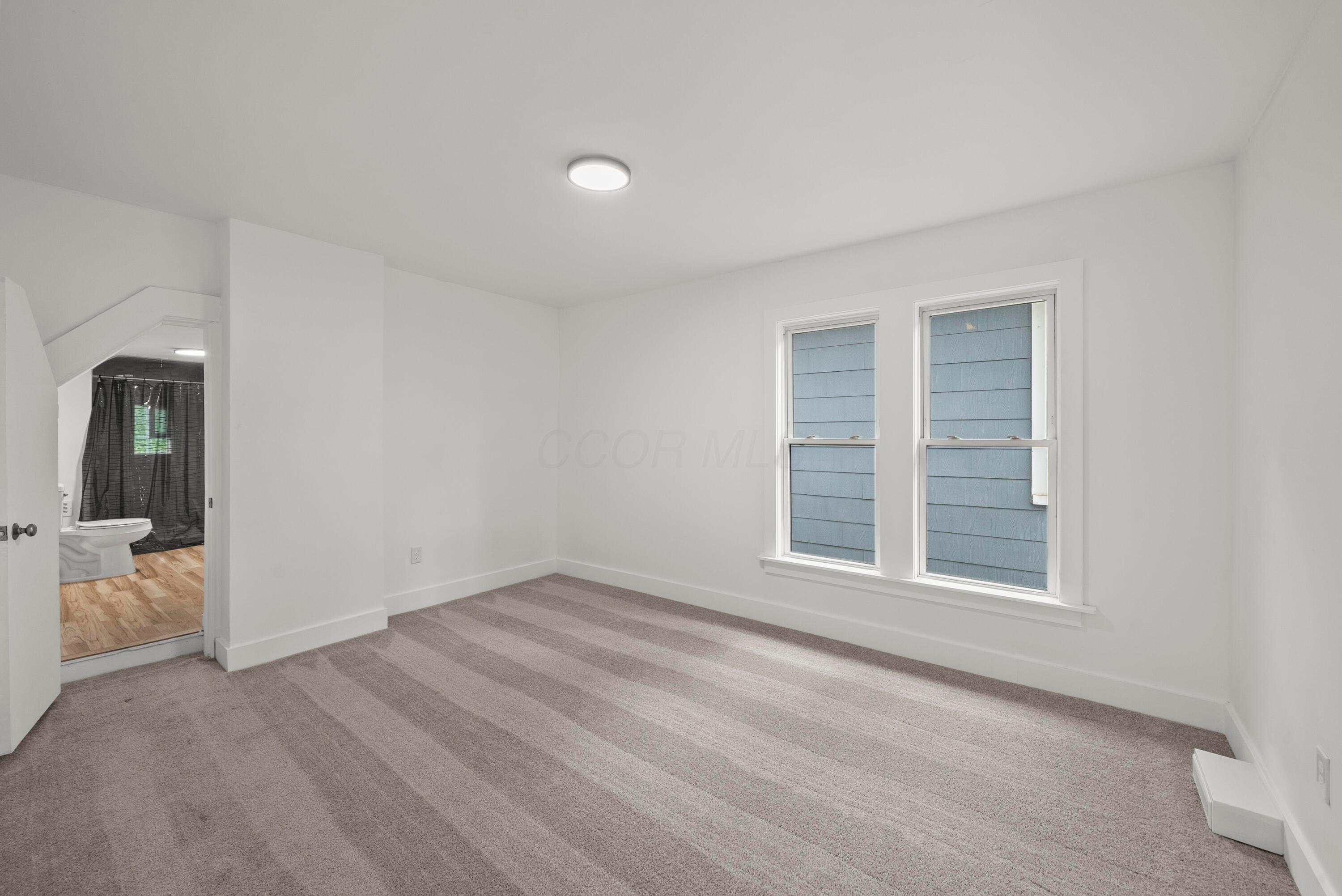  38 E Innis Avenue - 物件實景
