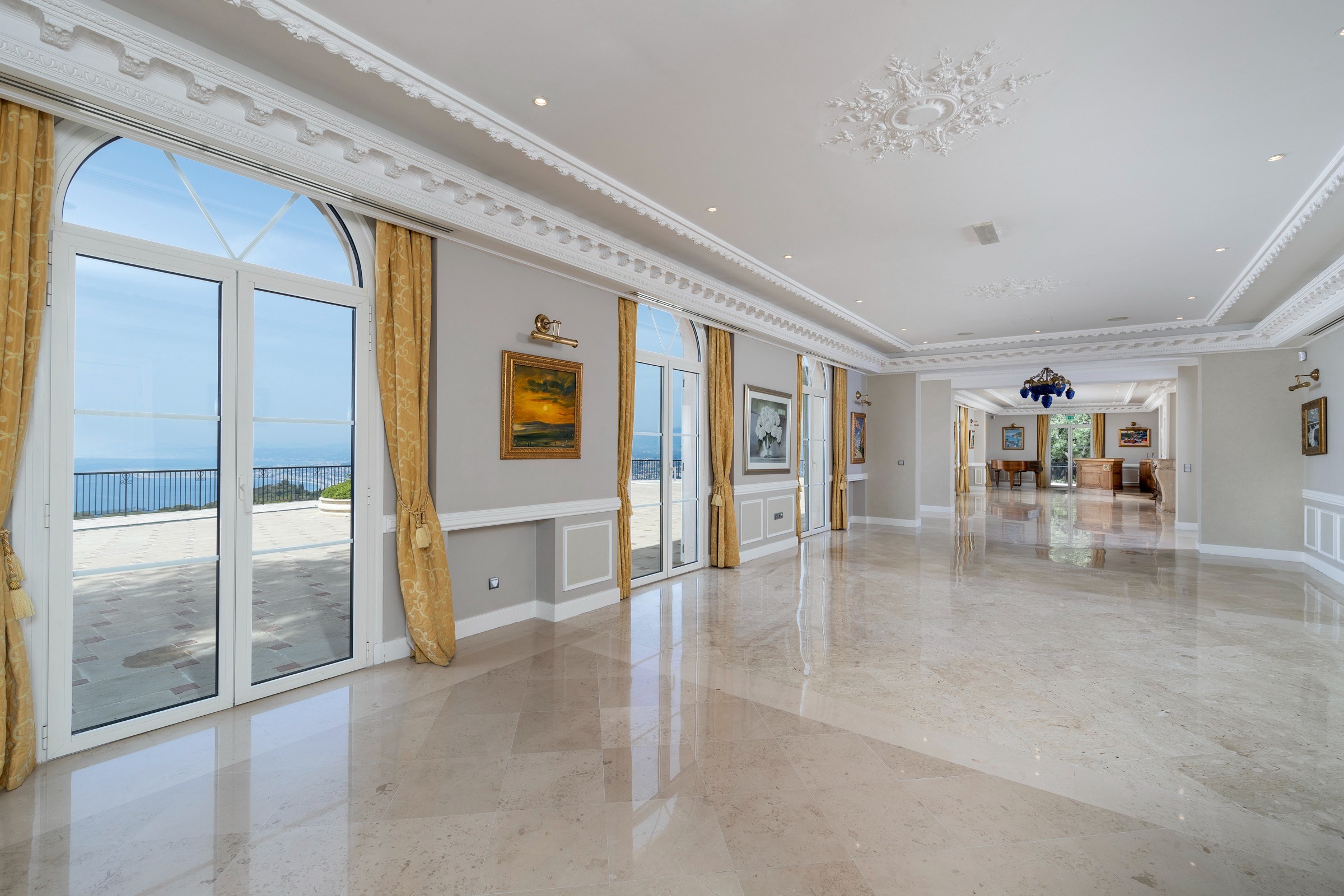  Luxury Estate with Breathtaking Views for Sale in Villefranche-sur-Mer - 物件實景