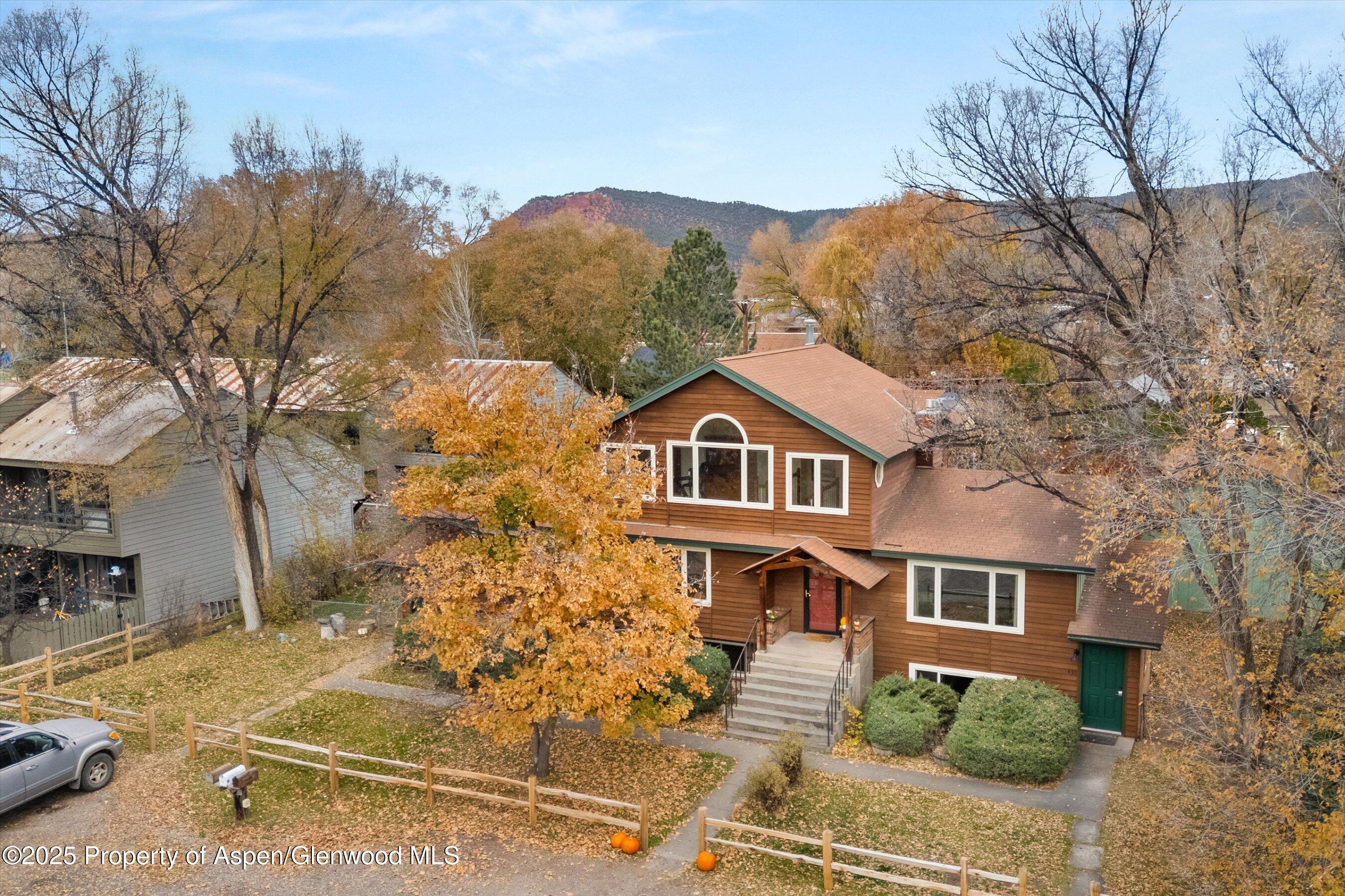 Carbondale, Colorado, 81623, United States, 6 Bedrooms Bedrooms, ,4 BathroomsBathrooms,Residential,For Sale,1986290