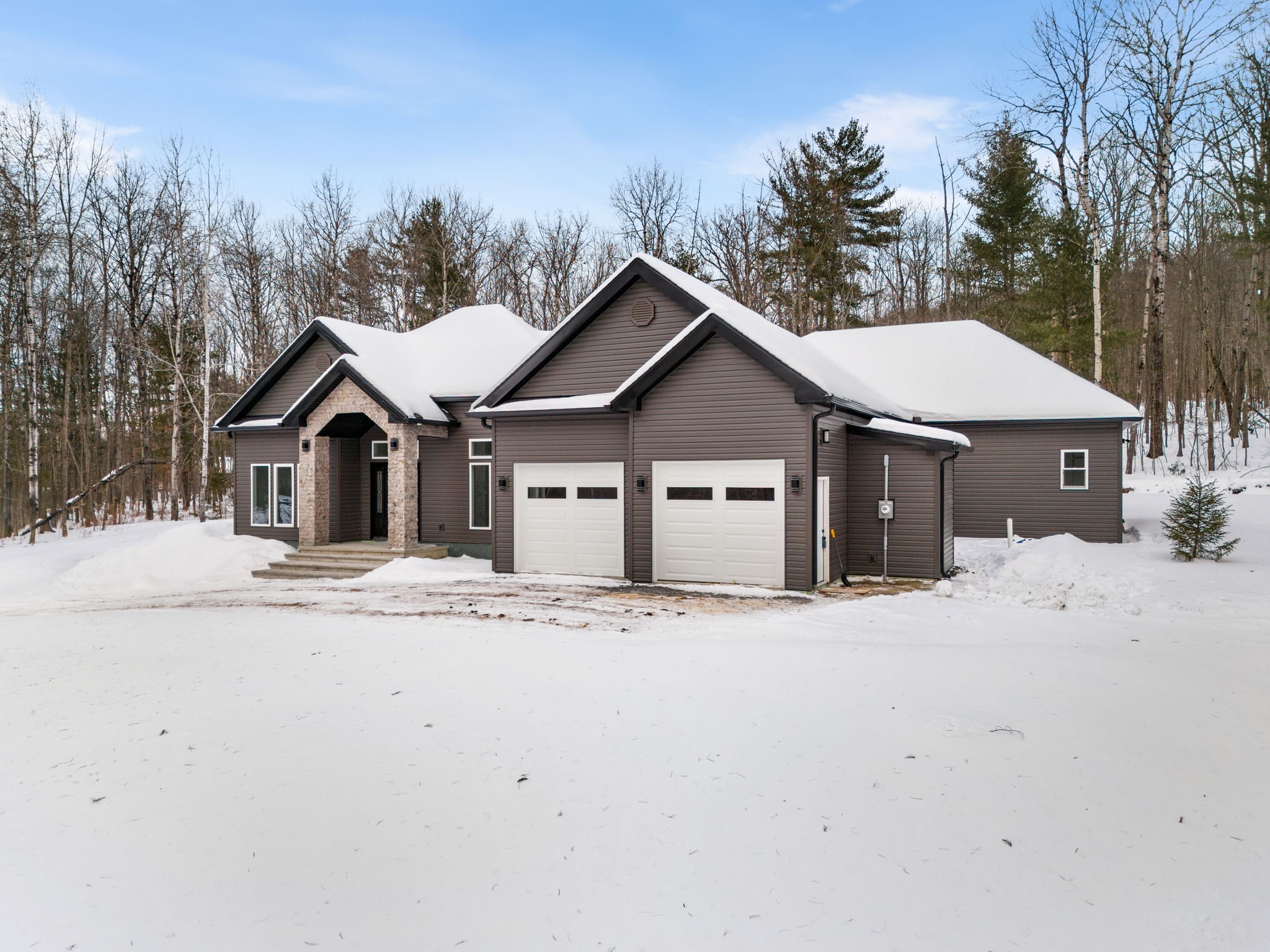 Binghamton, New York, 13905, United States, 3 Bedrooms Bedrooms, ,2 BathroomsBathrooms,Residential,For Sale,2018385